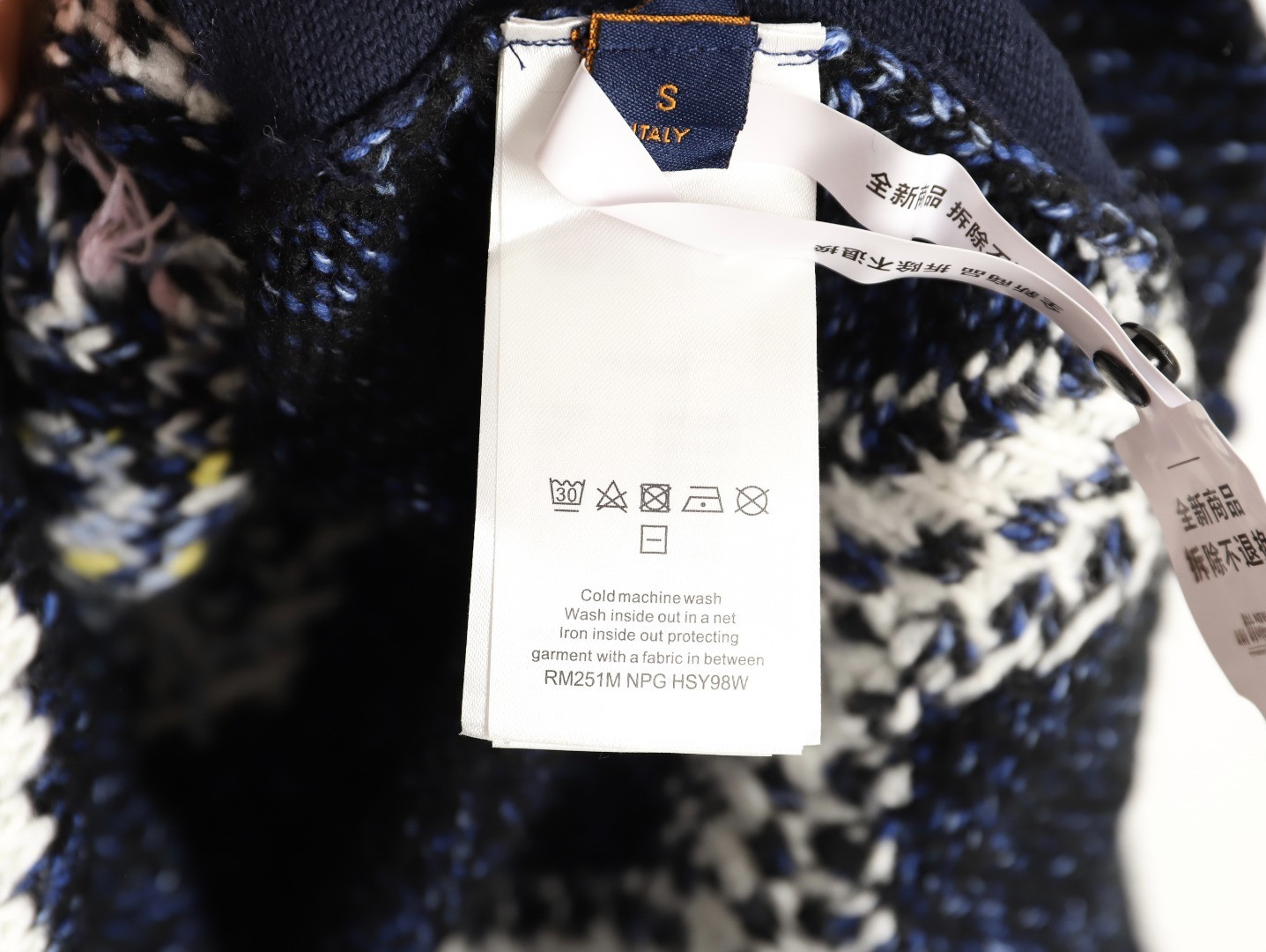 L0vis Vvtt0n Sweaters Coats