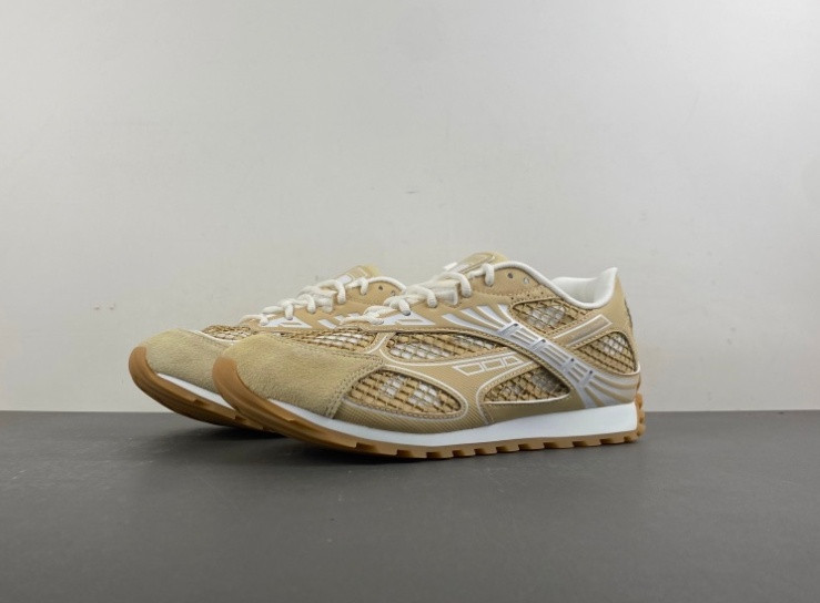UA Bottega Veneta Orbit Sneaker