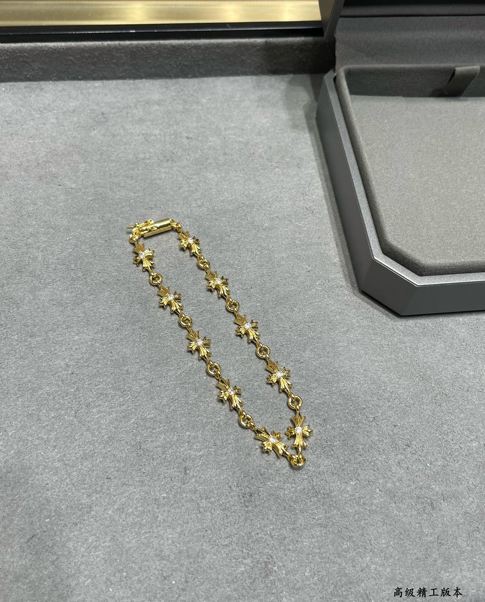 Ch*0me He**ts Cross Bracelet