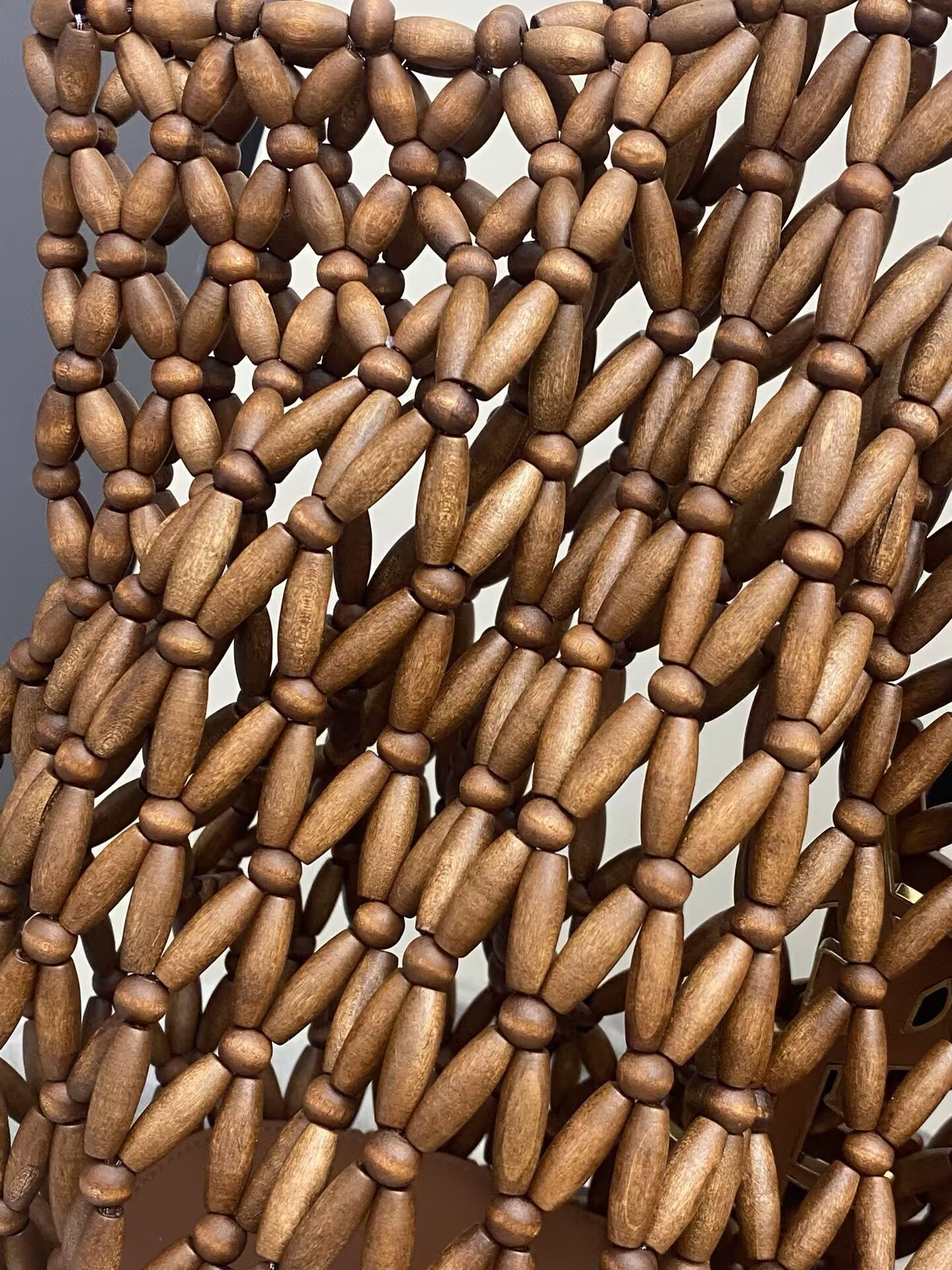 YSL ICARE Medium in Wood Beads 31-46x28x16cm