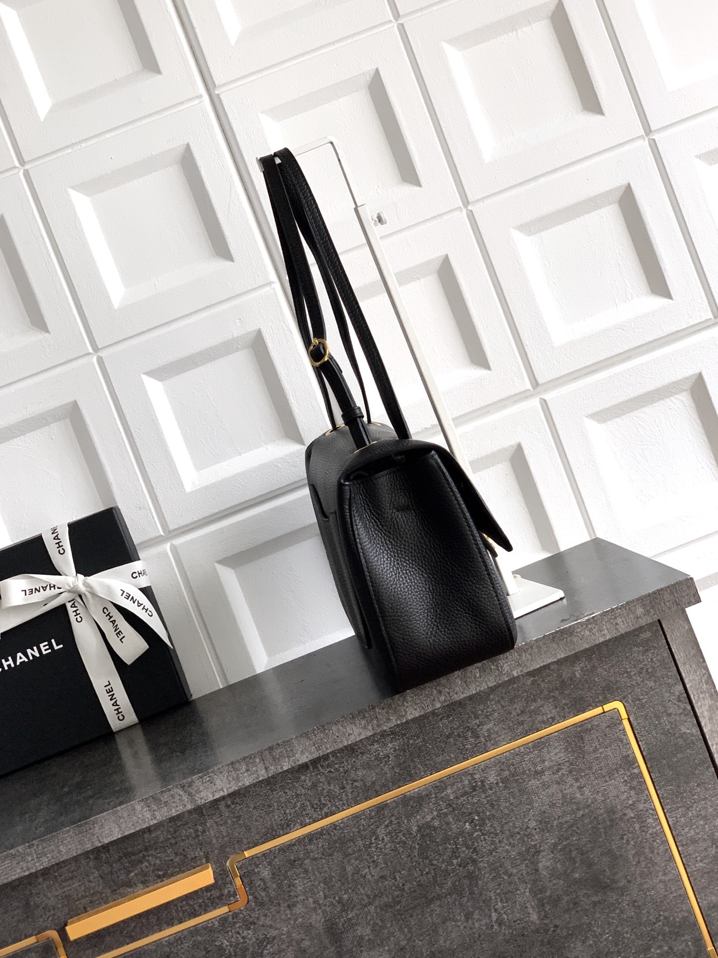 Chanel Maxi Flapbag AS6231 19.5x32x10cm