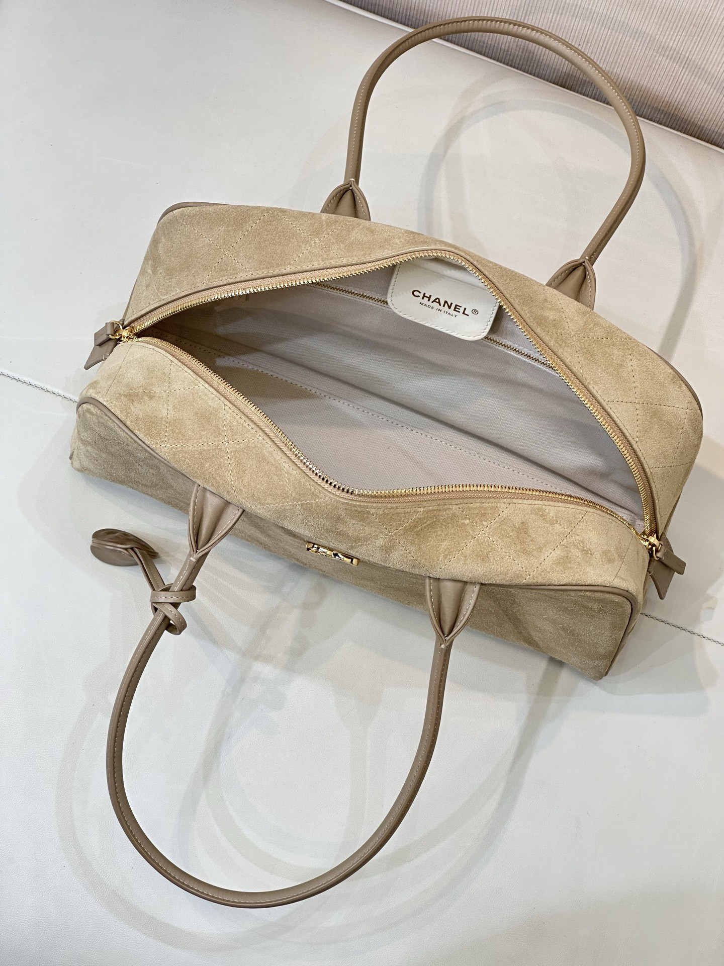 Chanel Bowling Bag 19x35x12.5cm
