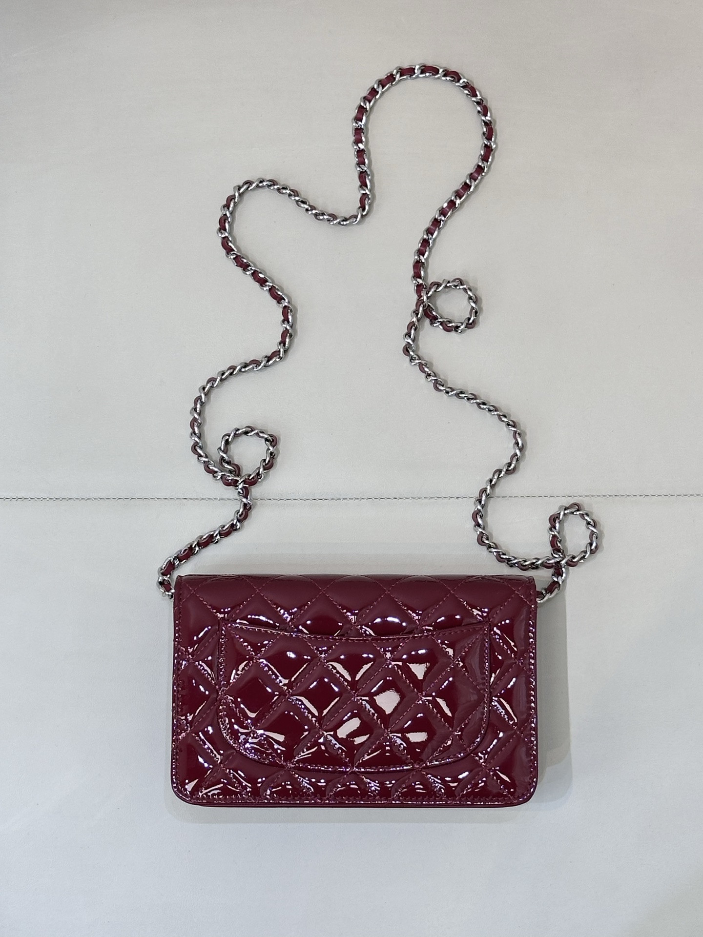 CHANEL WOC CLASSIC WALLET ON CHAIN 13x19cm