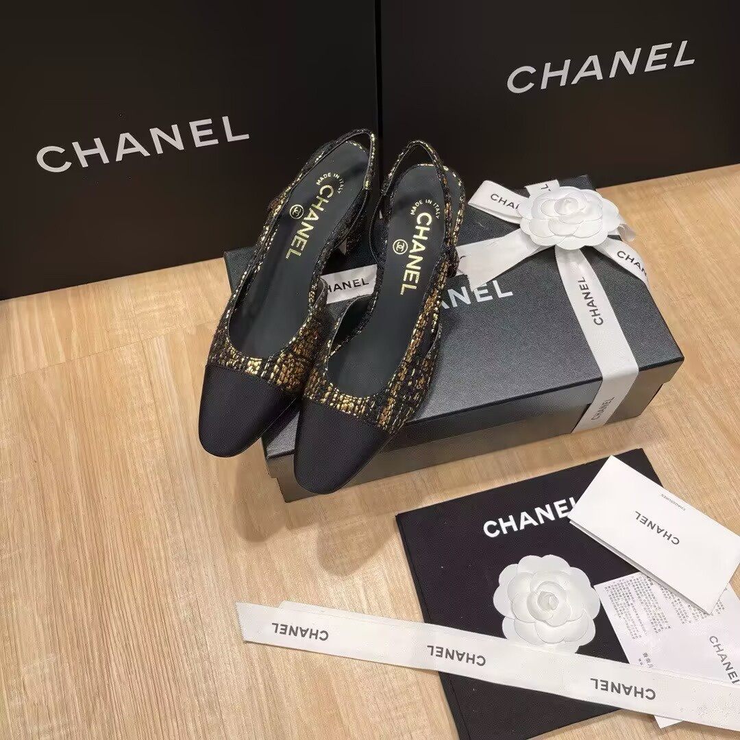 ua Ch**el slingbacks