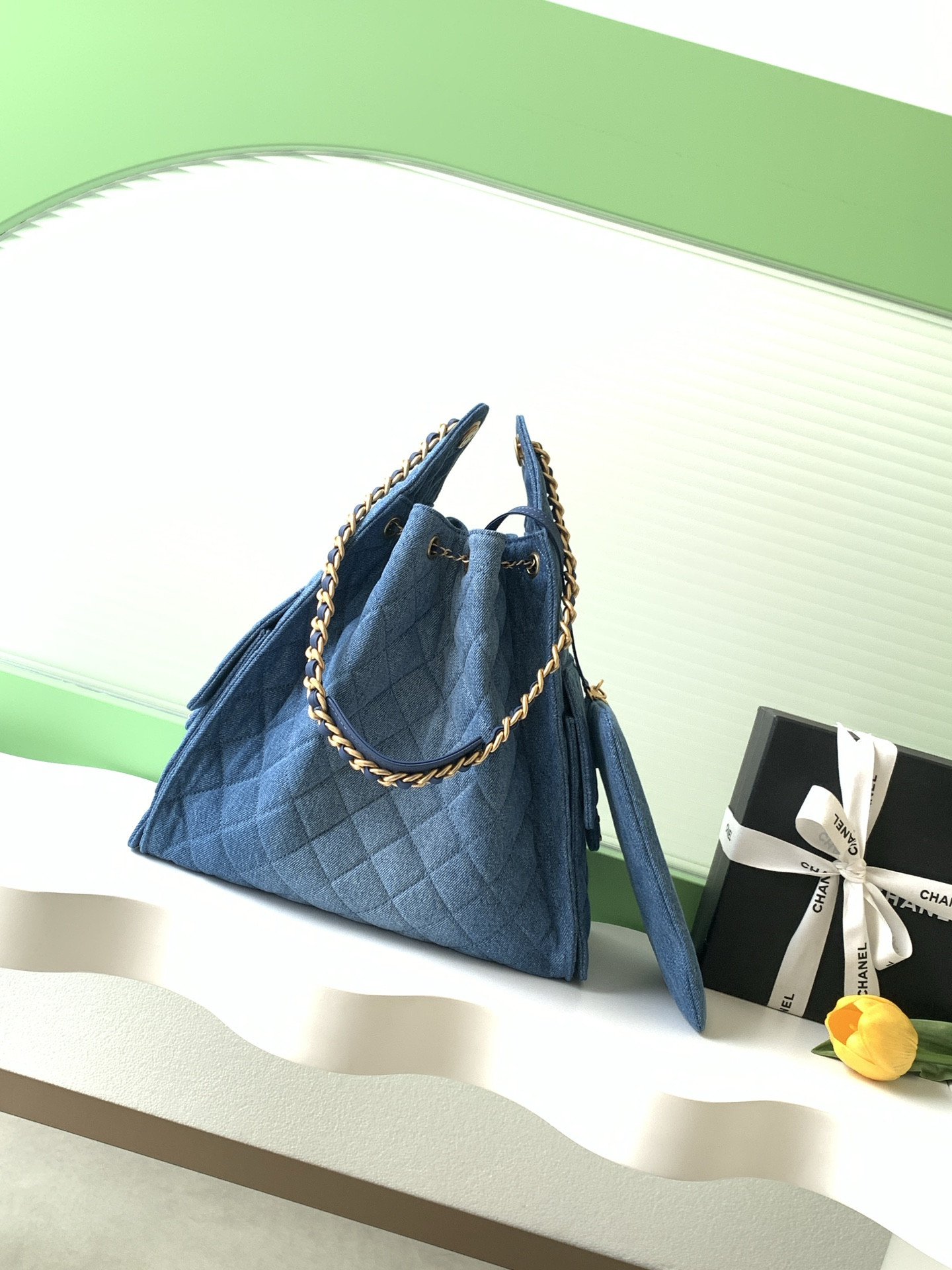 CHANEL 25C Bucket Hobo Bag AS5231 40x30x15cm