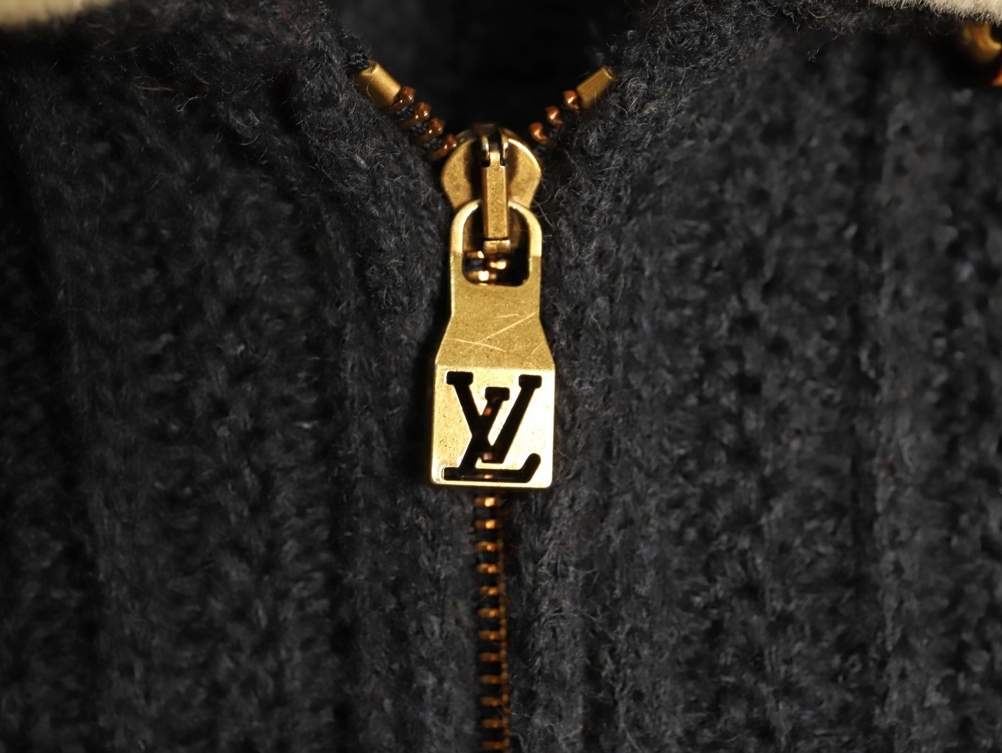 l0vis Vvtt0n jacket