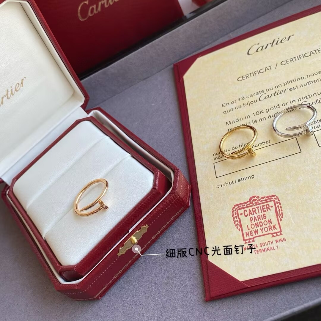 Ca*t1er smooth nail Ring