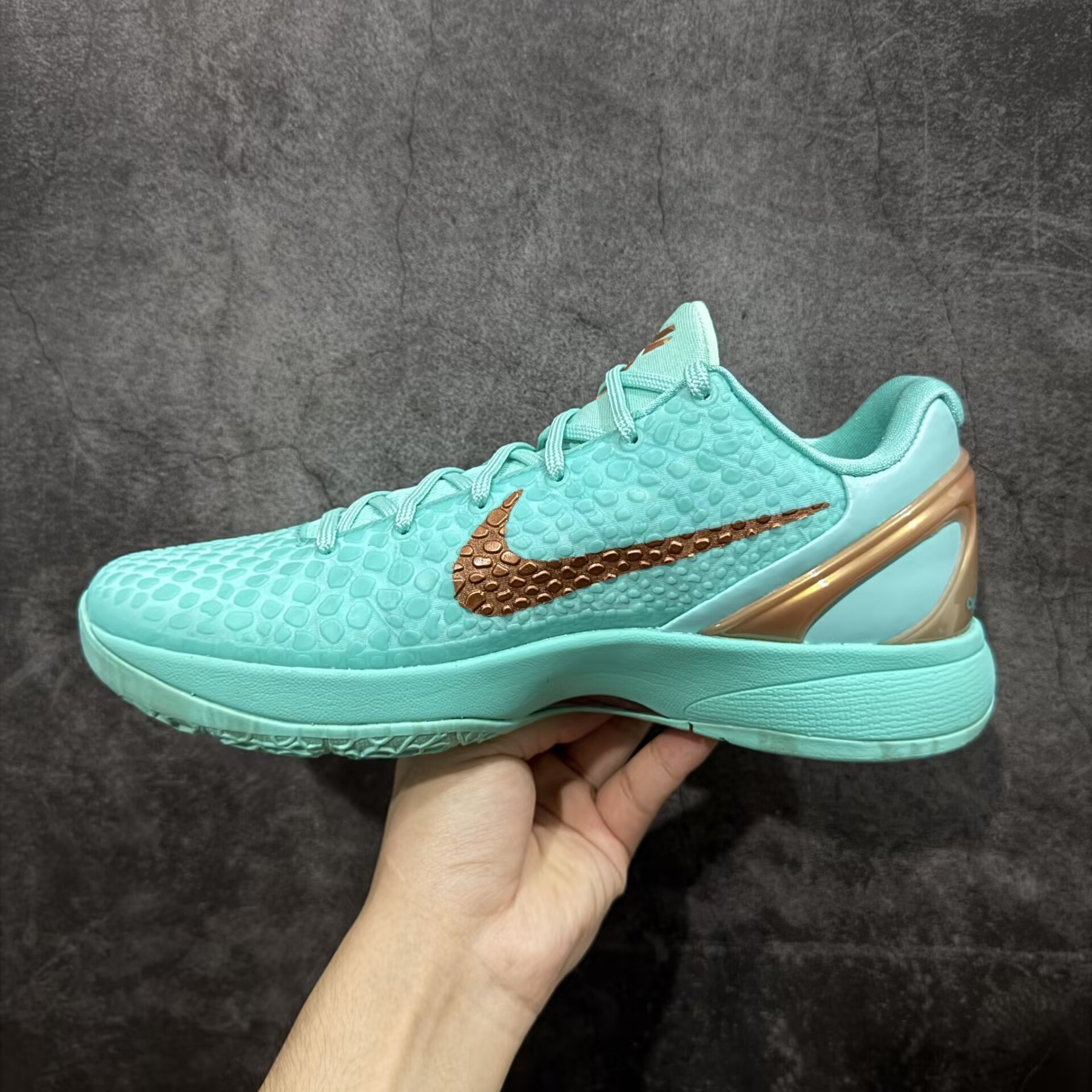 UA Nike Kobe 6 Protro Jalen Brunson Statue of Liberty