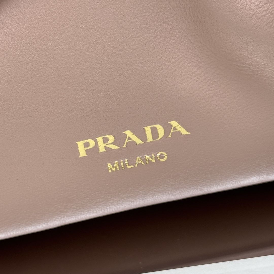 Pra*a Slouchy Lambskin Leather Shoulder Bag 25x18.5x11.5cm
