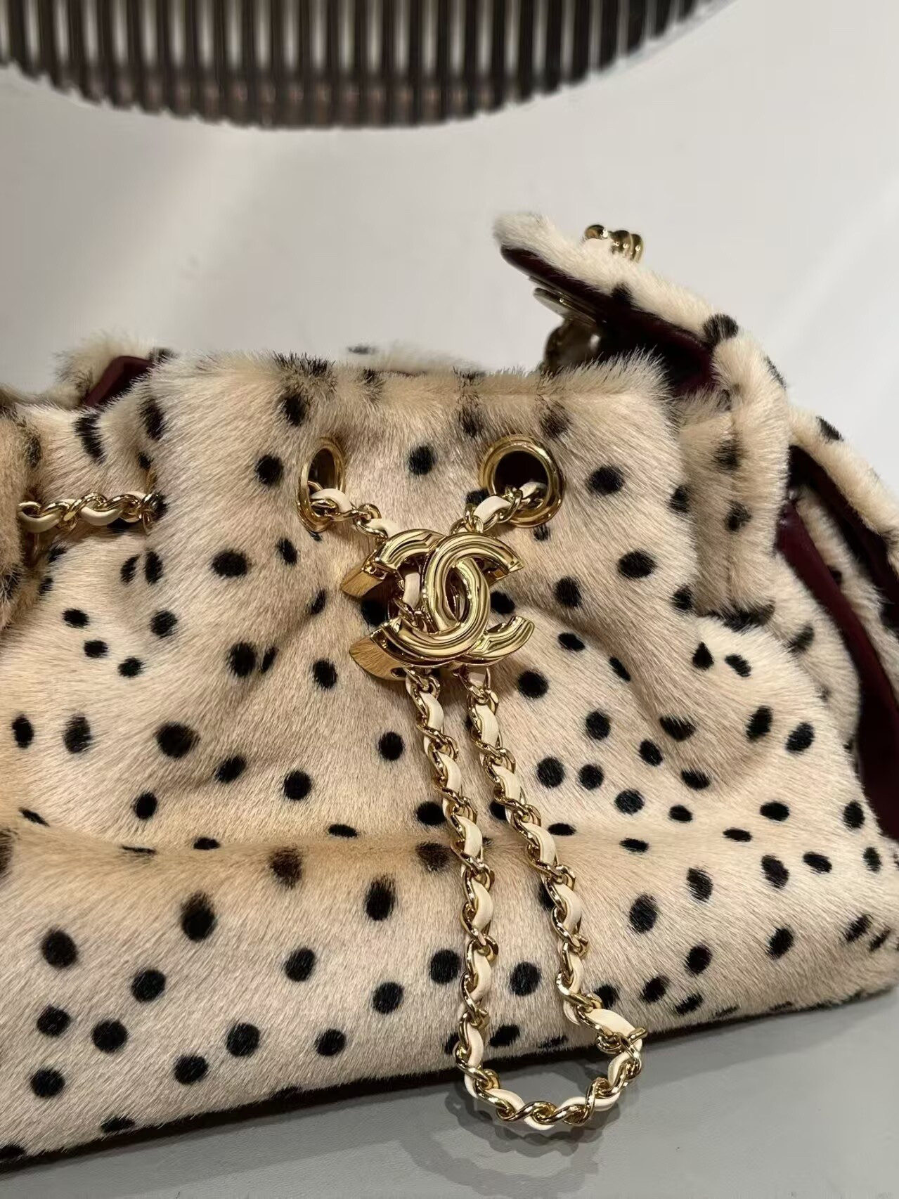 CHANEL 25C Bucket Bag 20x22x12.5cm