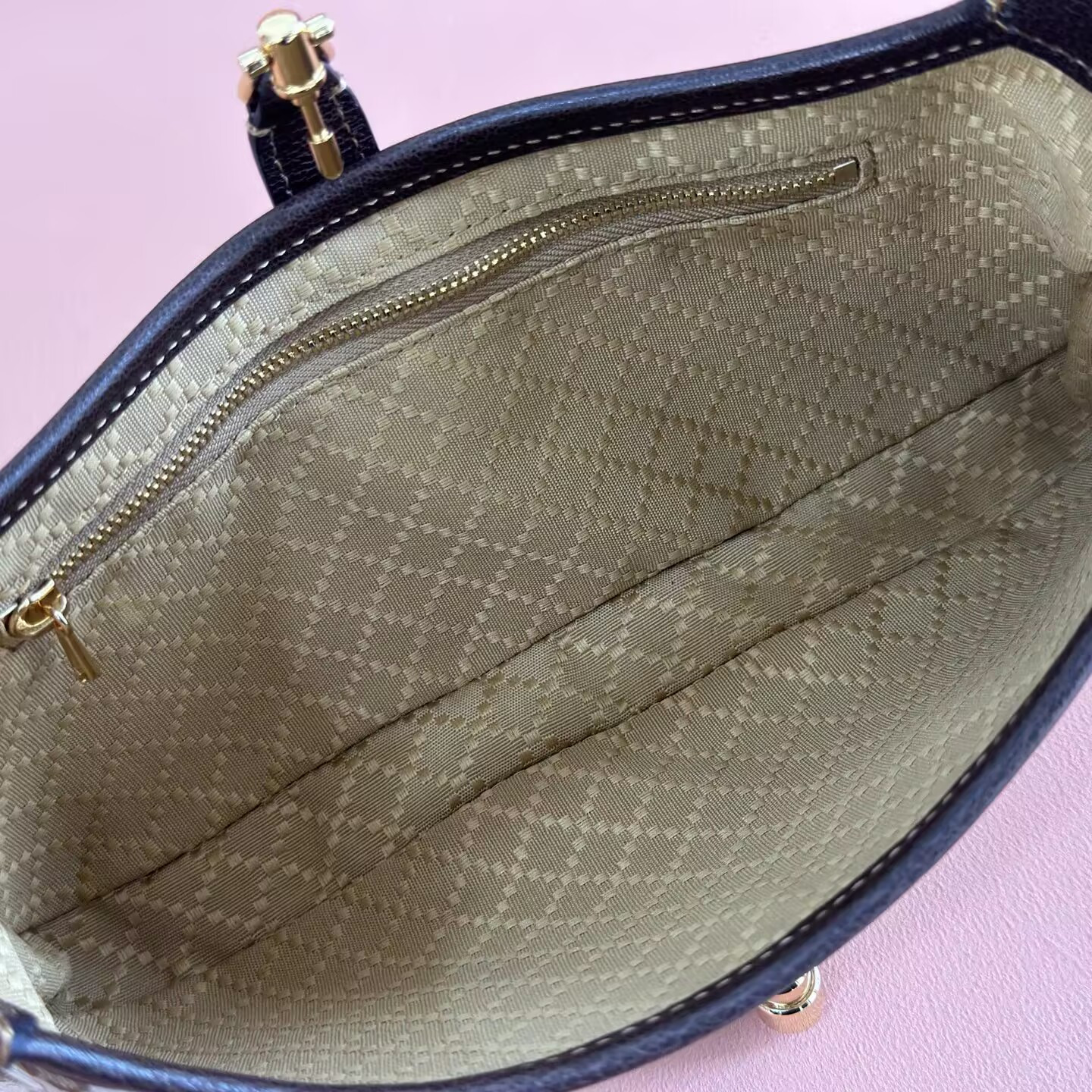 Gvc*1 jackie slim small shoulder bag 28x16x3.5cm