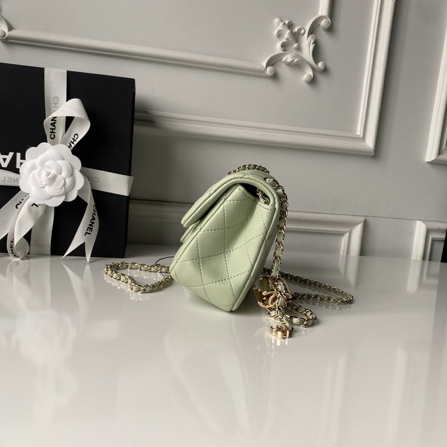 Chanel Classic Flap Handbag CF AS5759 20x13x7cm