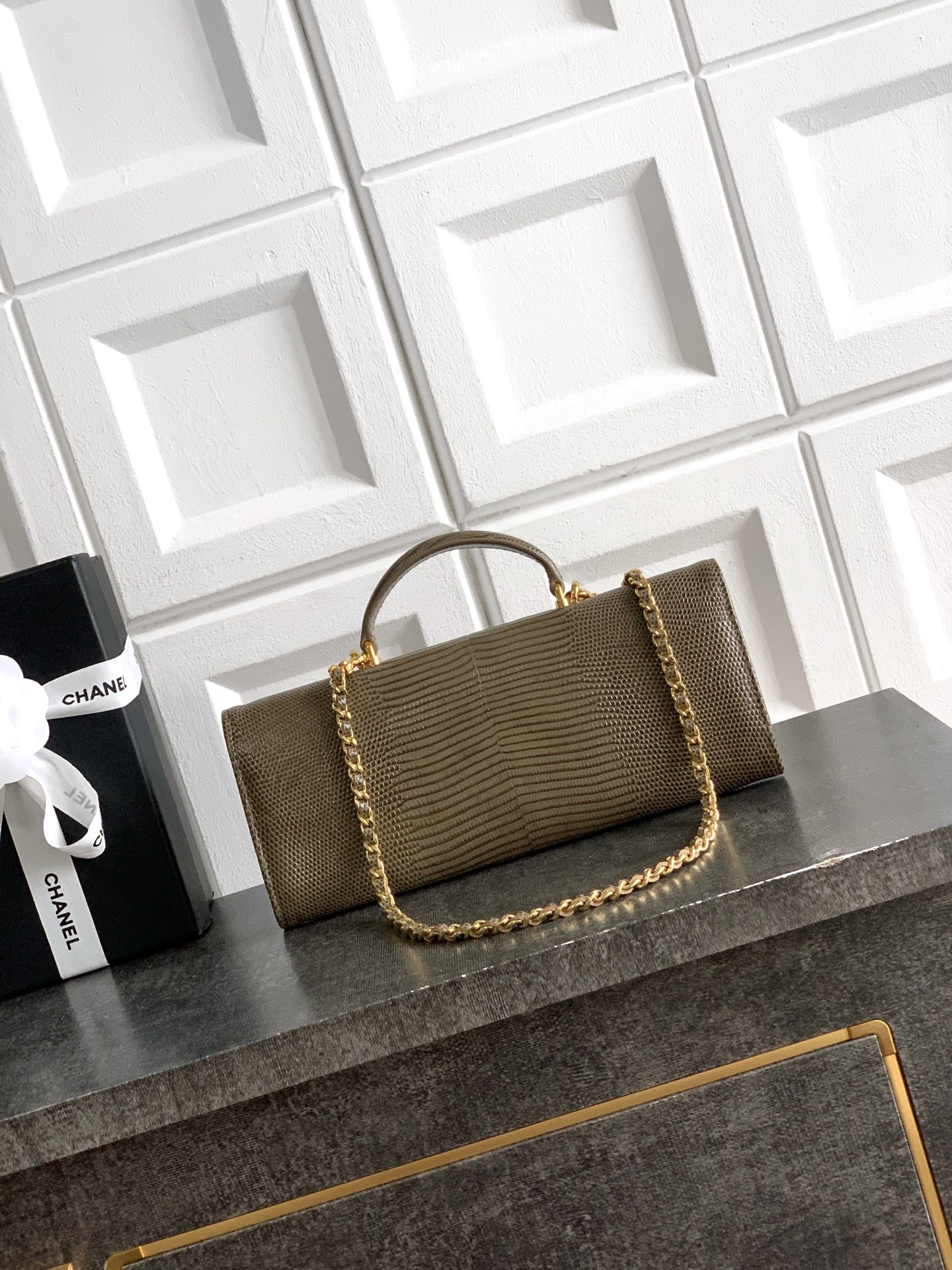 Chanel Clutch with chain AP5280 9.5x25x5cm