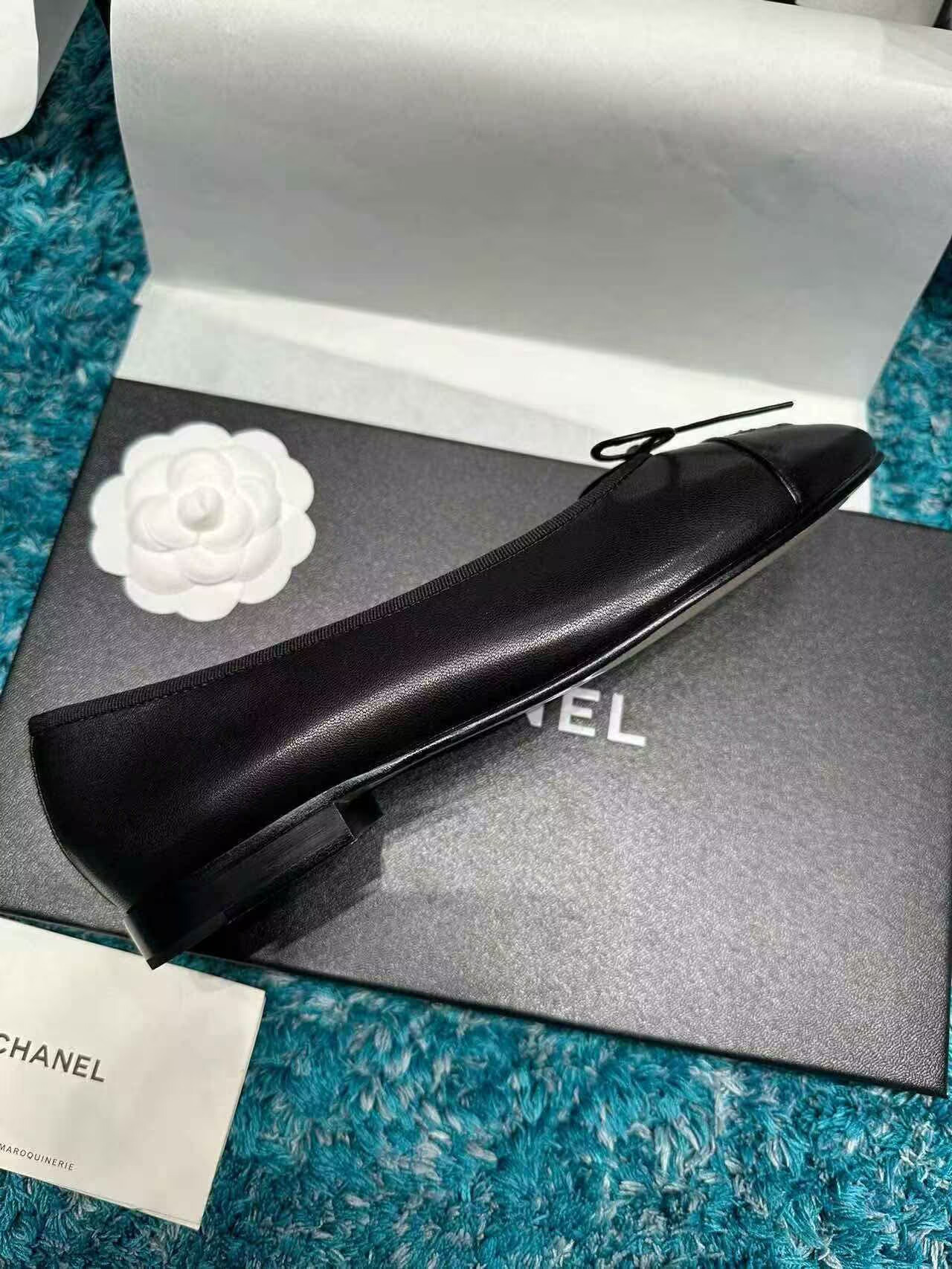 UA Ch**el BALLET FLATS