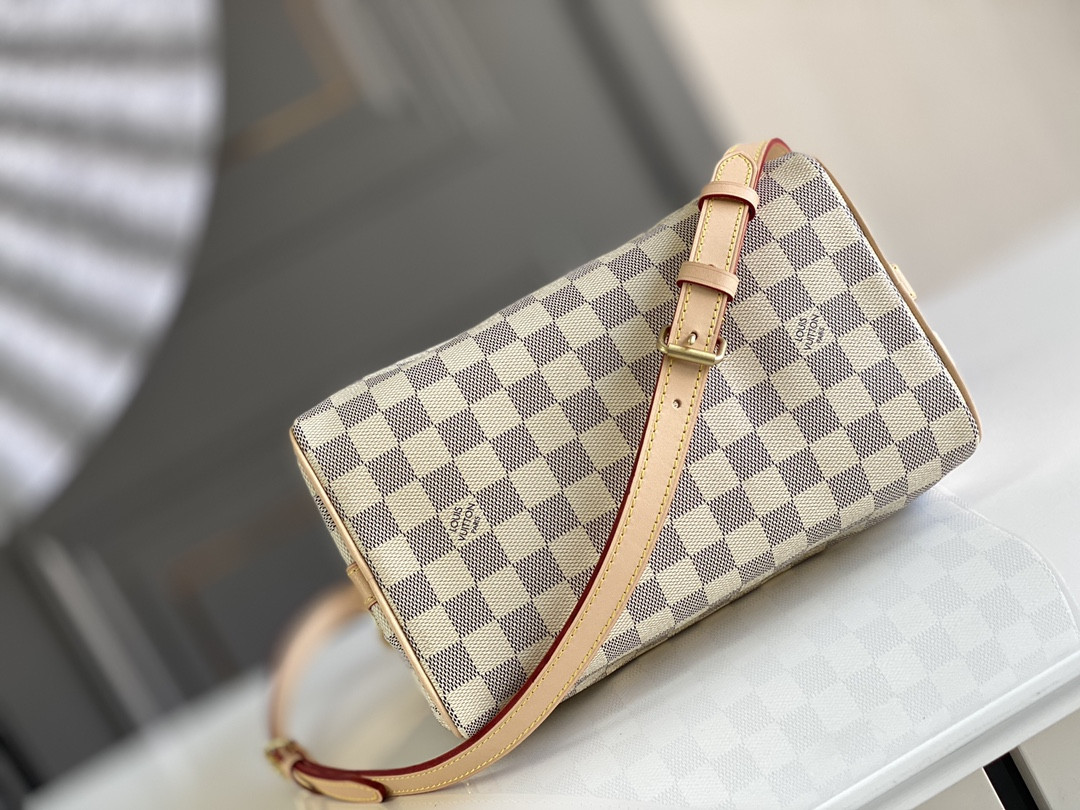 L0vis Vvtt0n N41374 Speedy 25