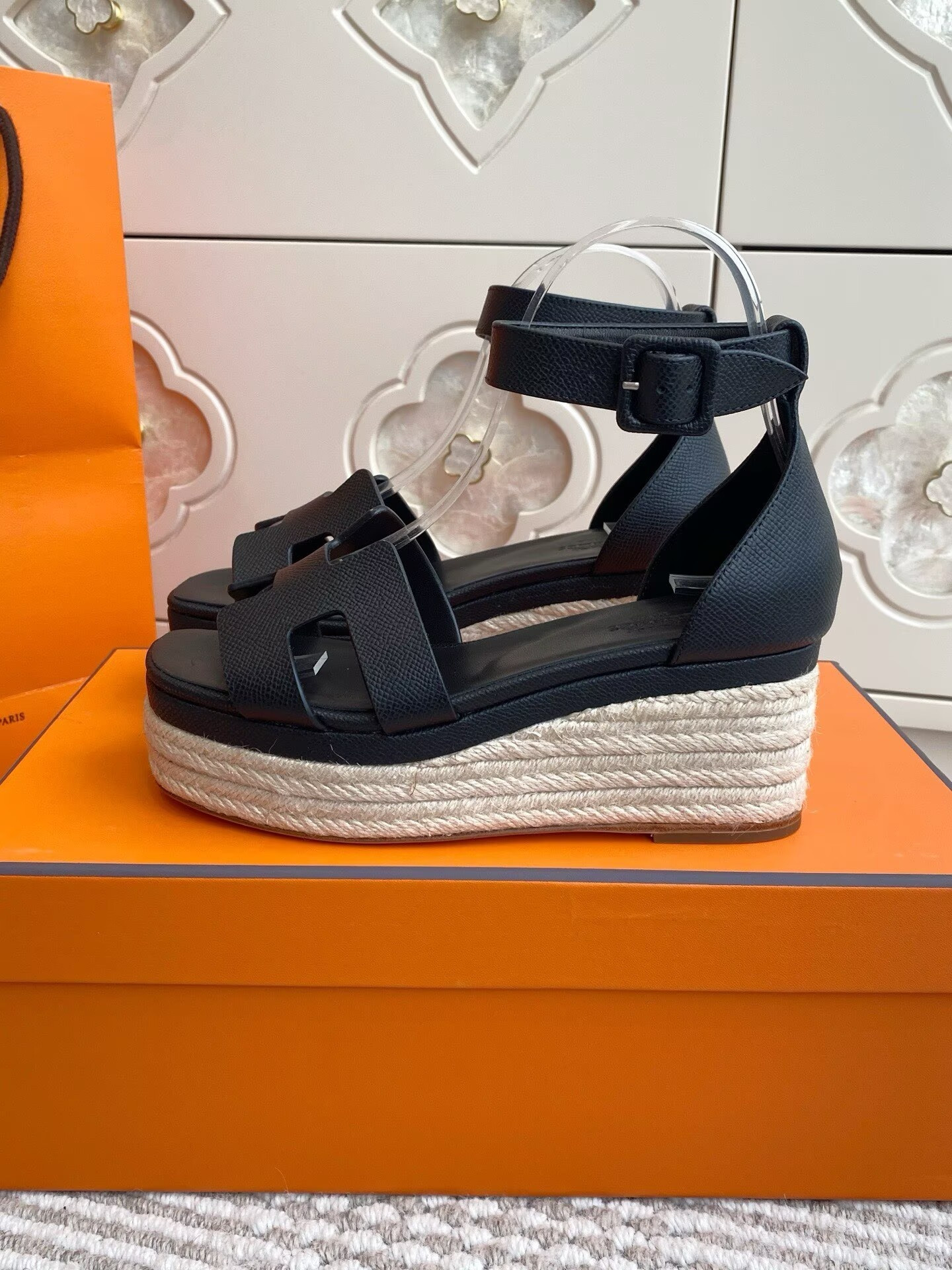 ua H**me5 elda spanish woven shoes