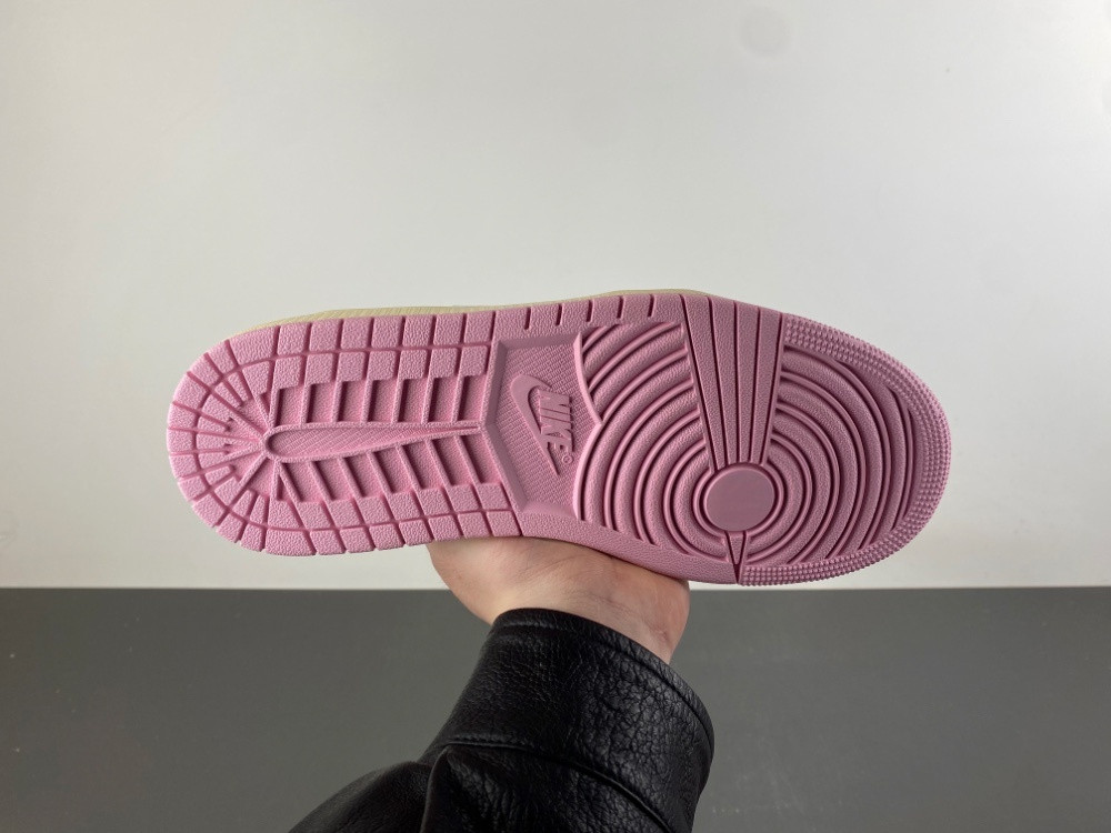 UA Travis Scott x Air Jordan 1 Low OG