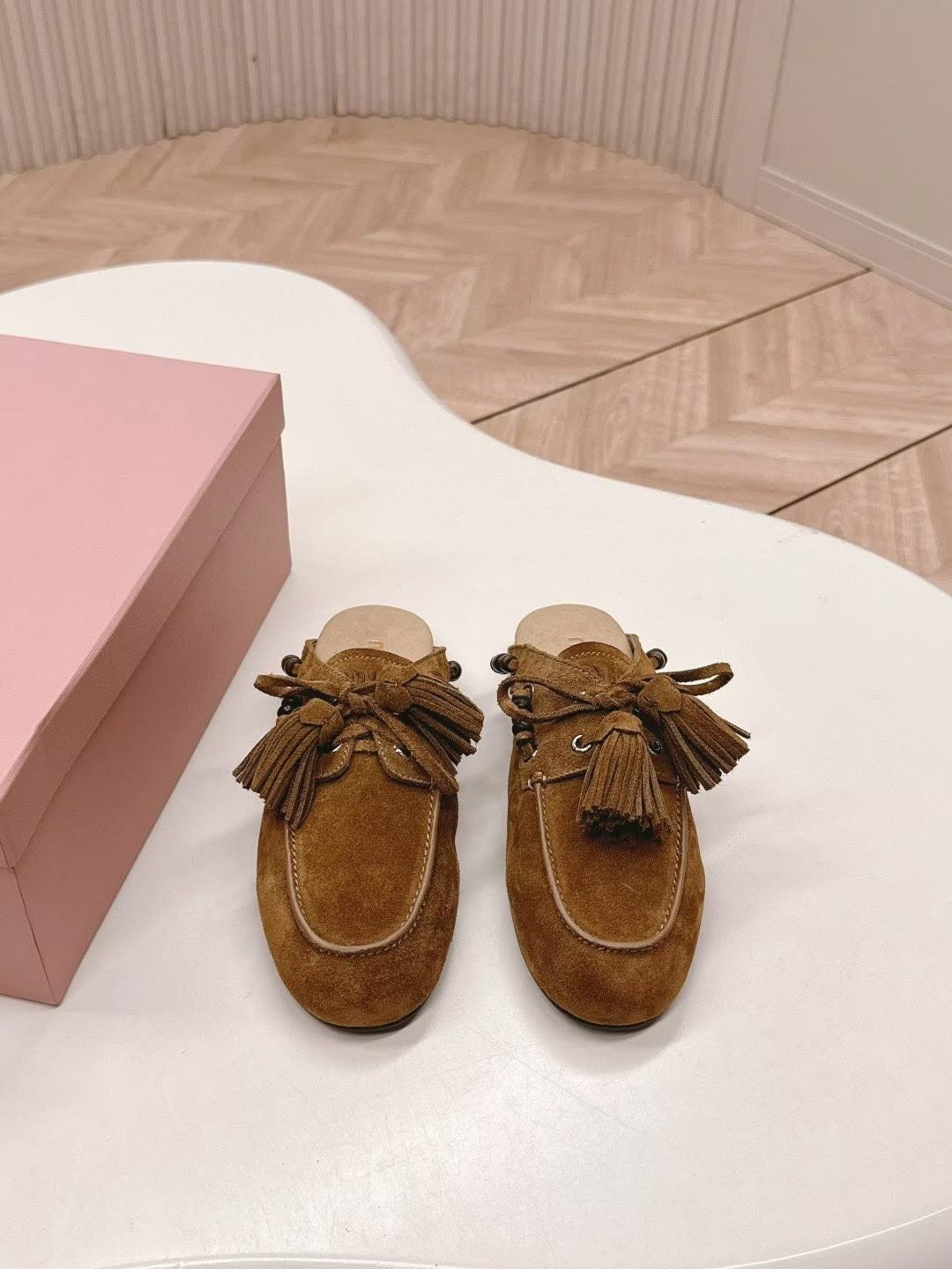 ua M1v M1v tassel mules