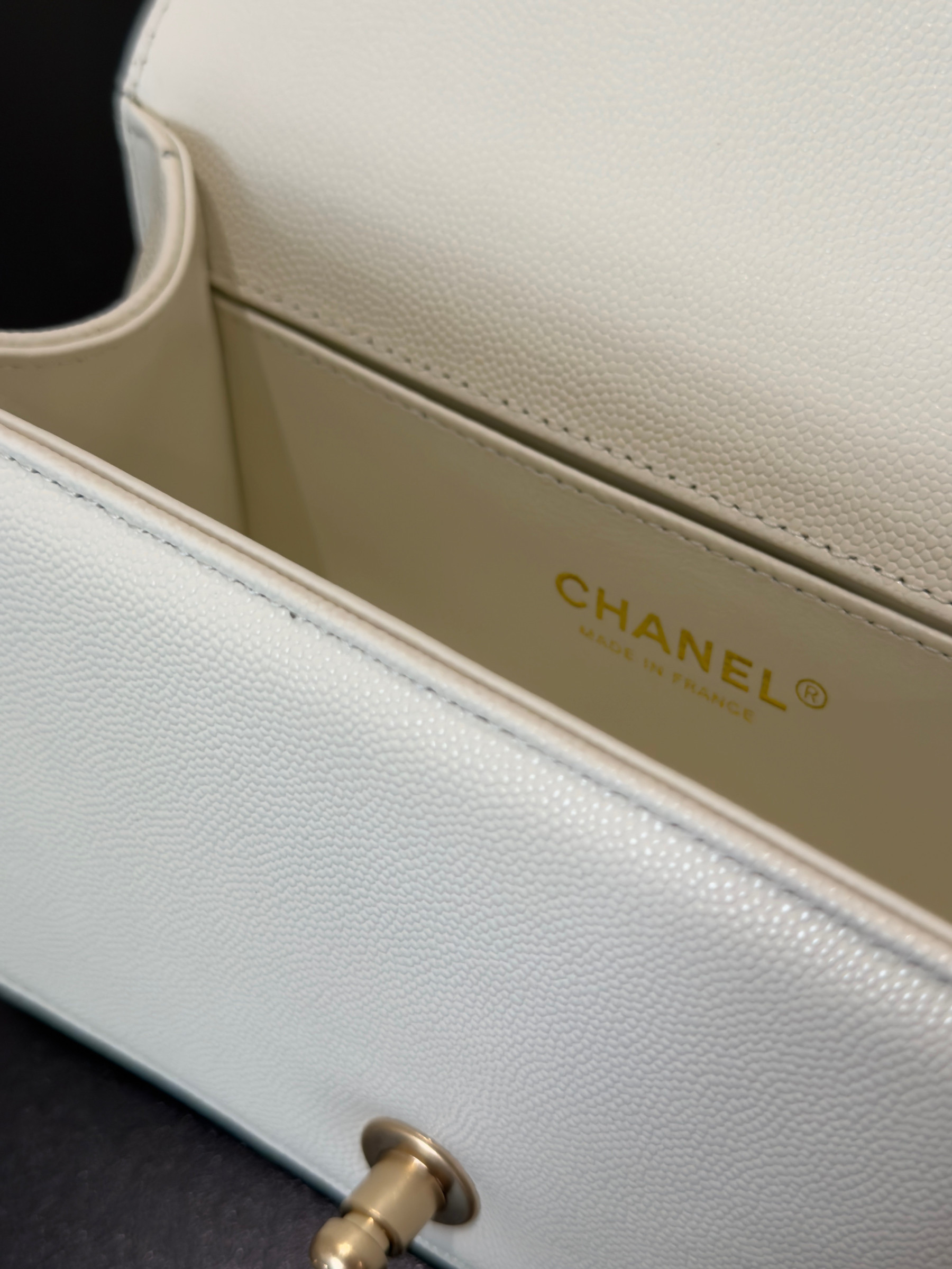 Chanel Boy Handbag 12x20x7cm