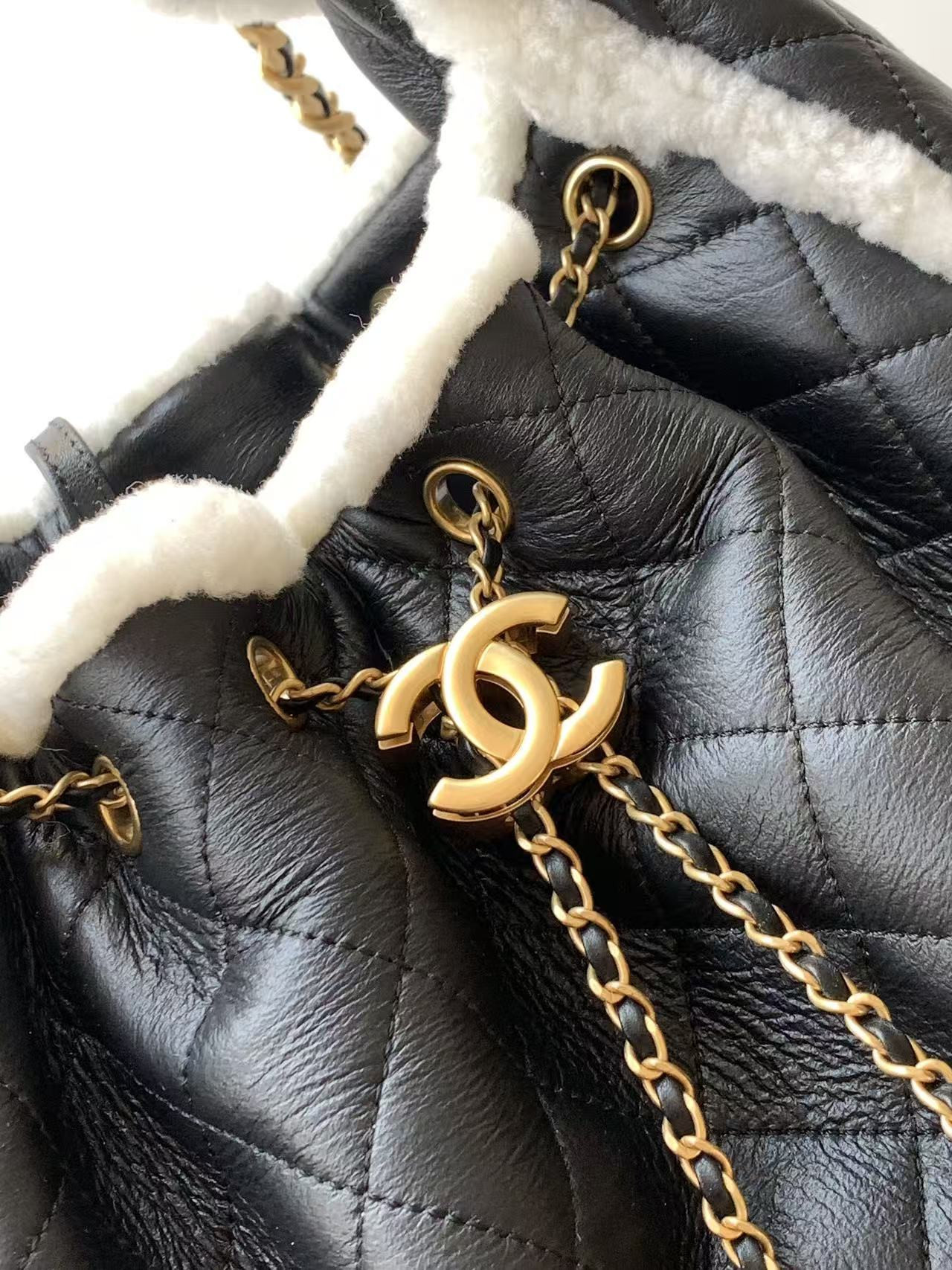 CHANEL 25C Bucket BAG 40x30x15cm