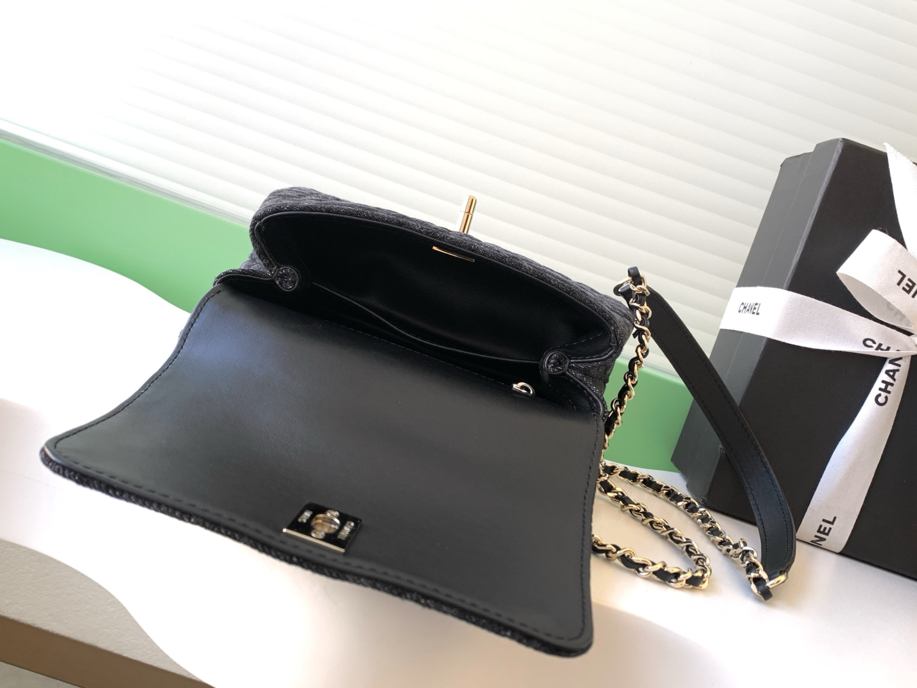 Chanel Coco Clutch with chain 13x19x9cm
