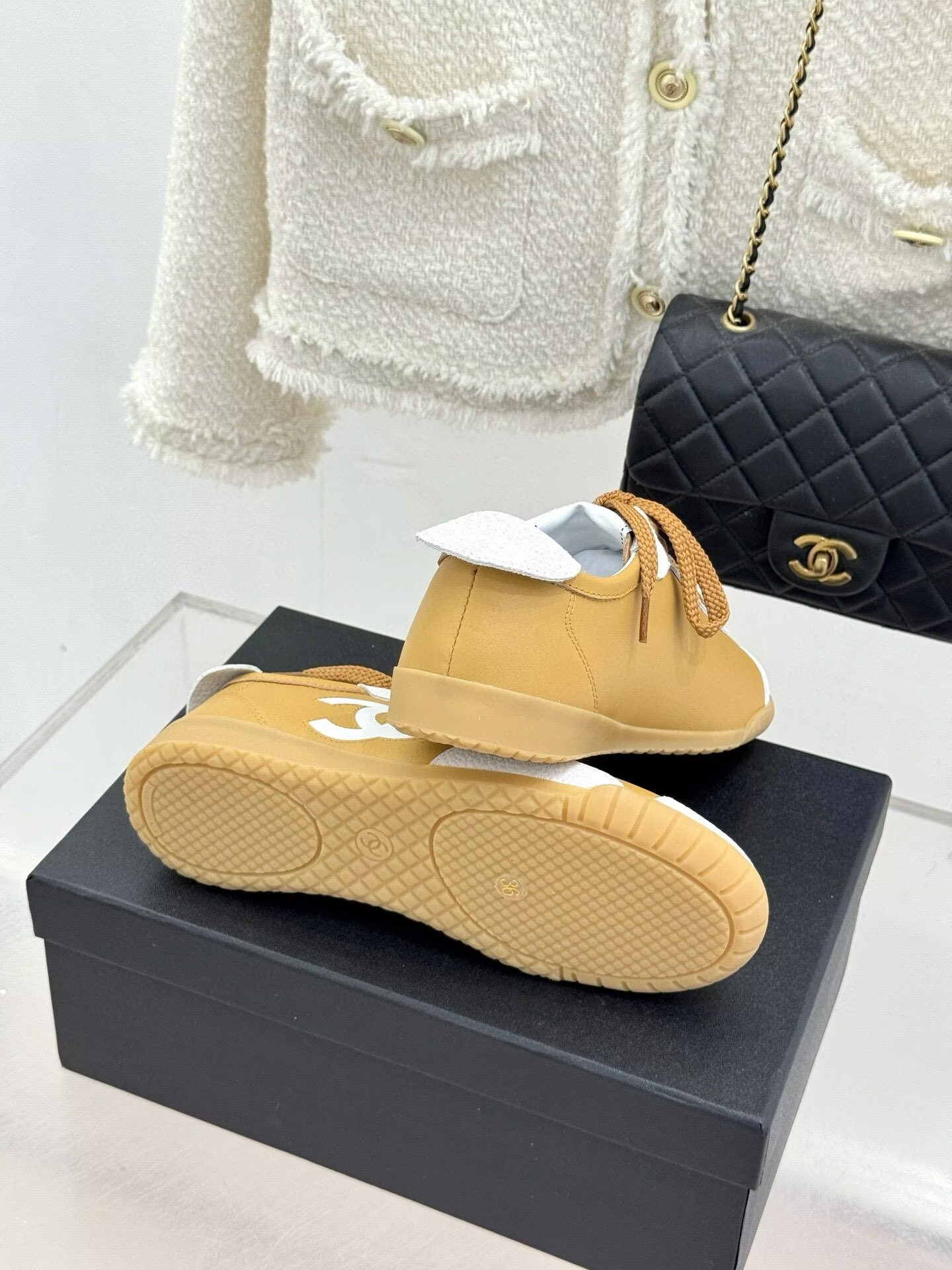 ua Ch**el trainers sneakers