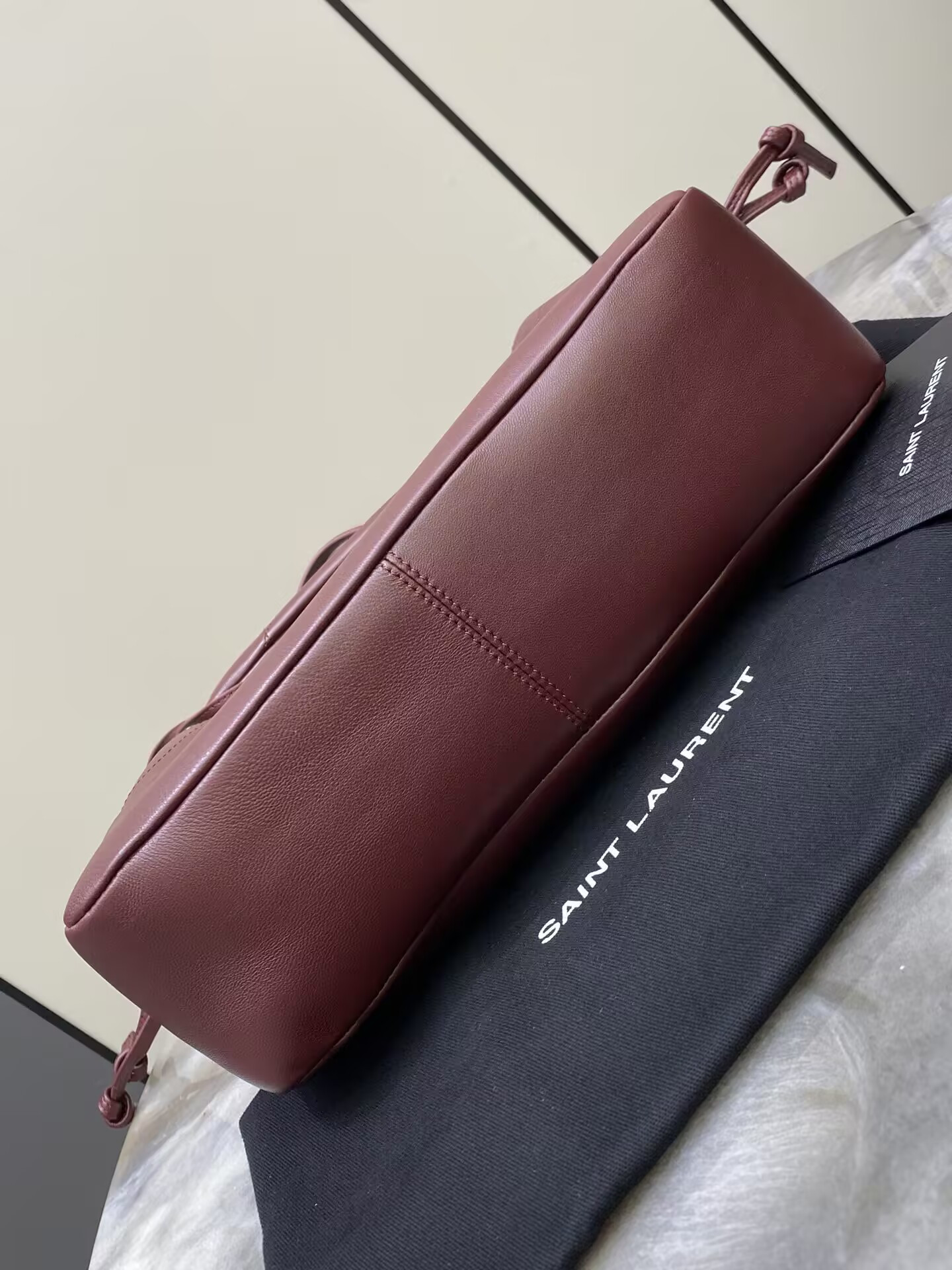 YSL JAMIE SHOPPING SMALL IN LAMBSKIN 28x29x8cm