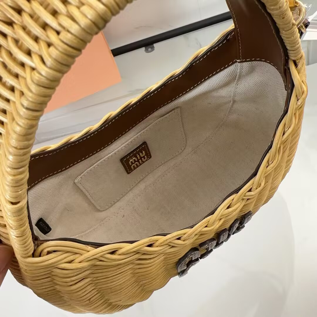 Miu Miu Wander Wicker Handbag 20x17x6cm