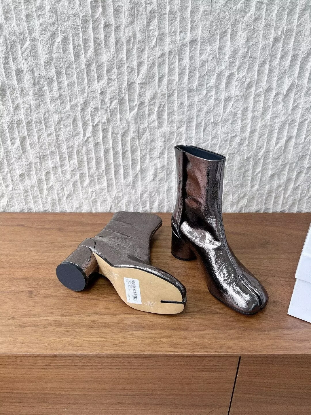 UA Ma1s0n Marg*e1a Tabi Mirror Boots