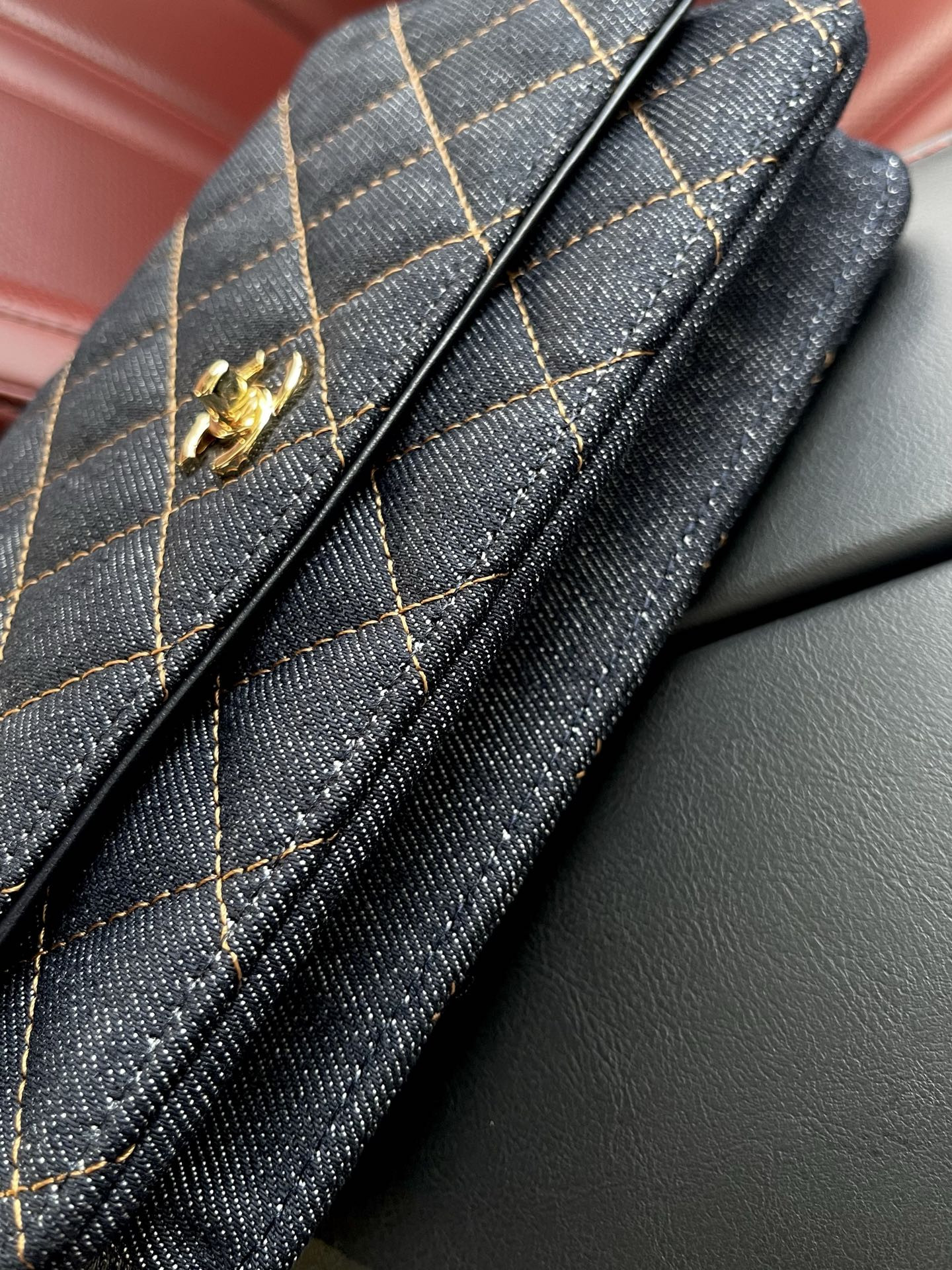 CHANEL WOC CLASSIC WALLET ON CHAIN 19.5x12x3.5cm