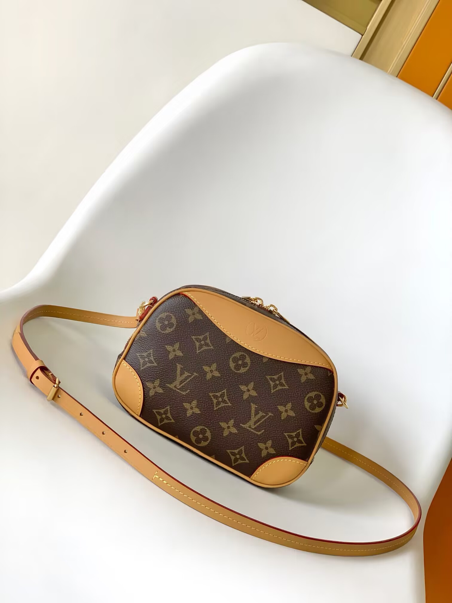 LV DEAUVILLE MINI M45528 22x15x7cm