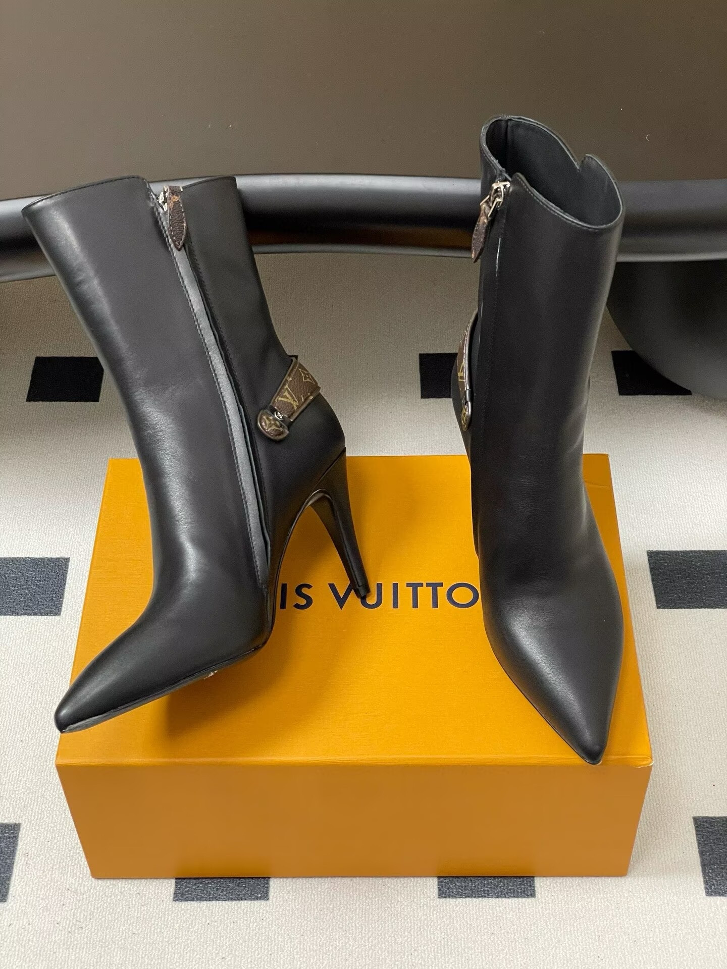 UA LV Legacy Ankle Boot
