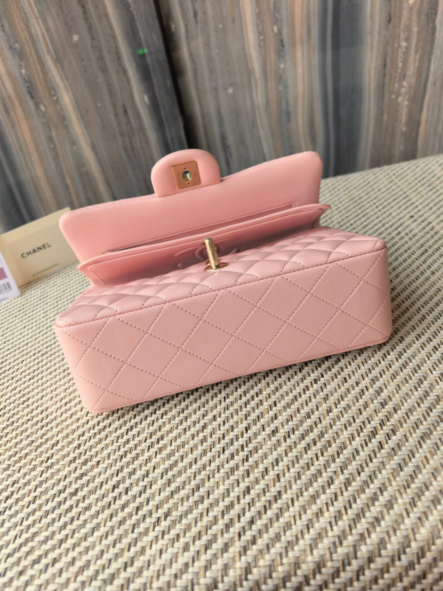Chanel Small Classic Bag 23x6.5x14cm