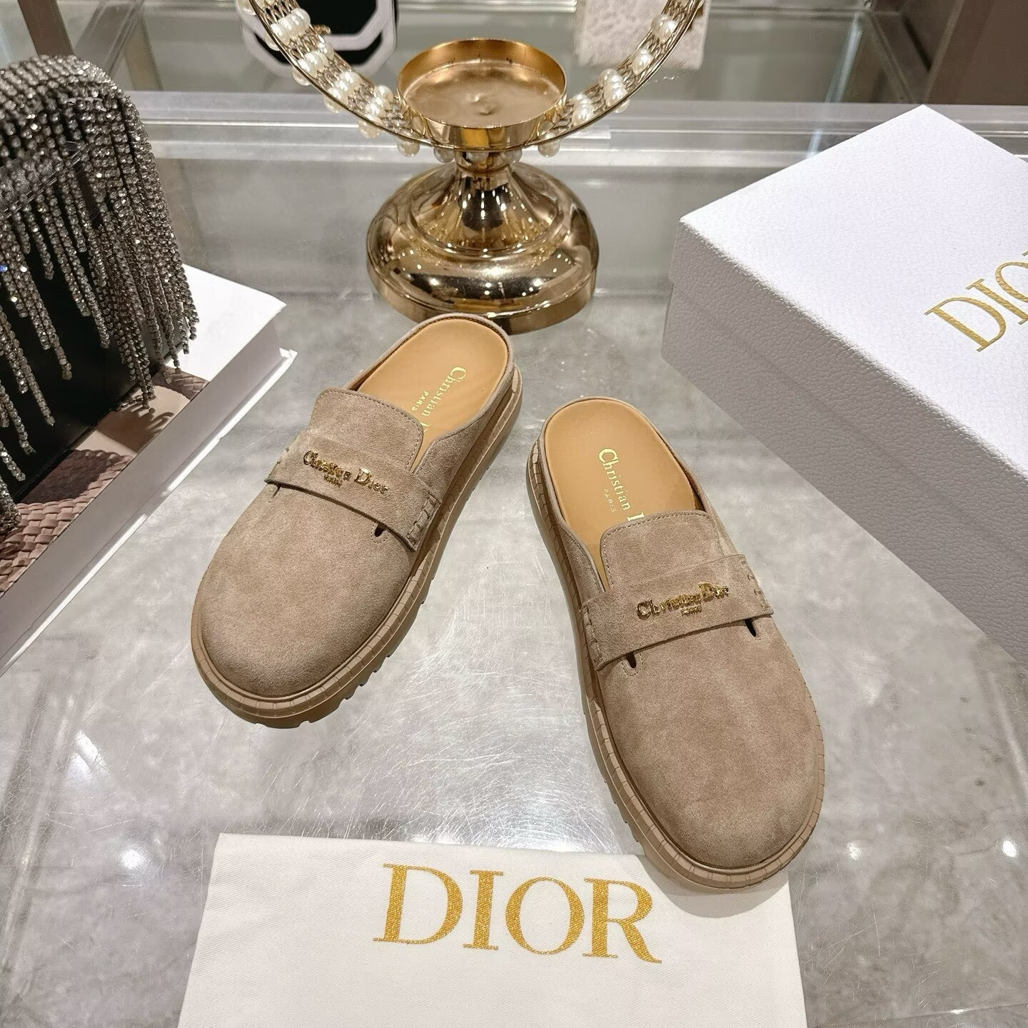UA D10r Mule