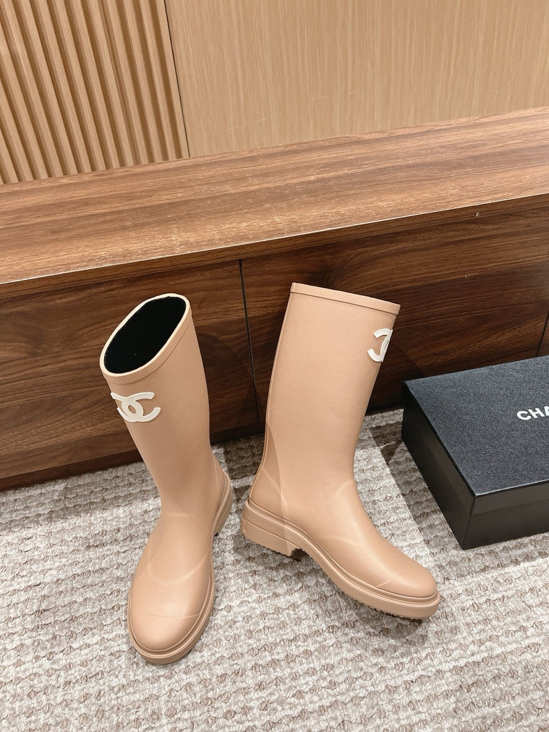 ua Ch**el boots (7-10 days production time)