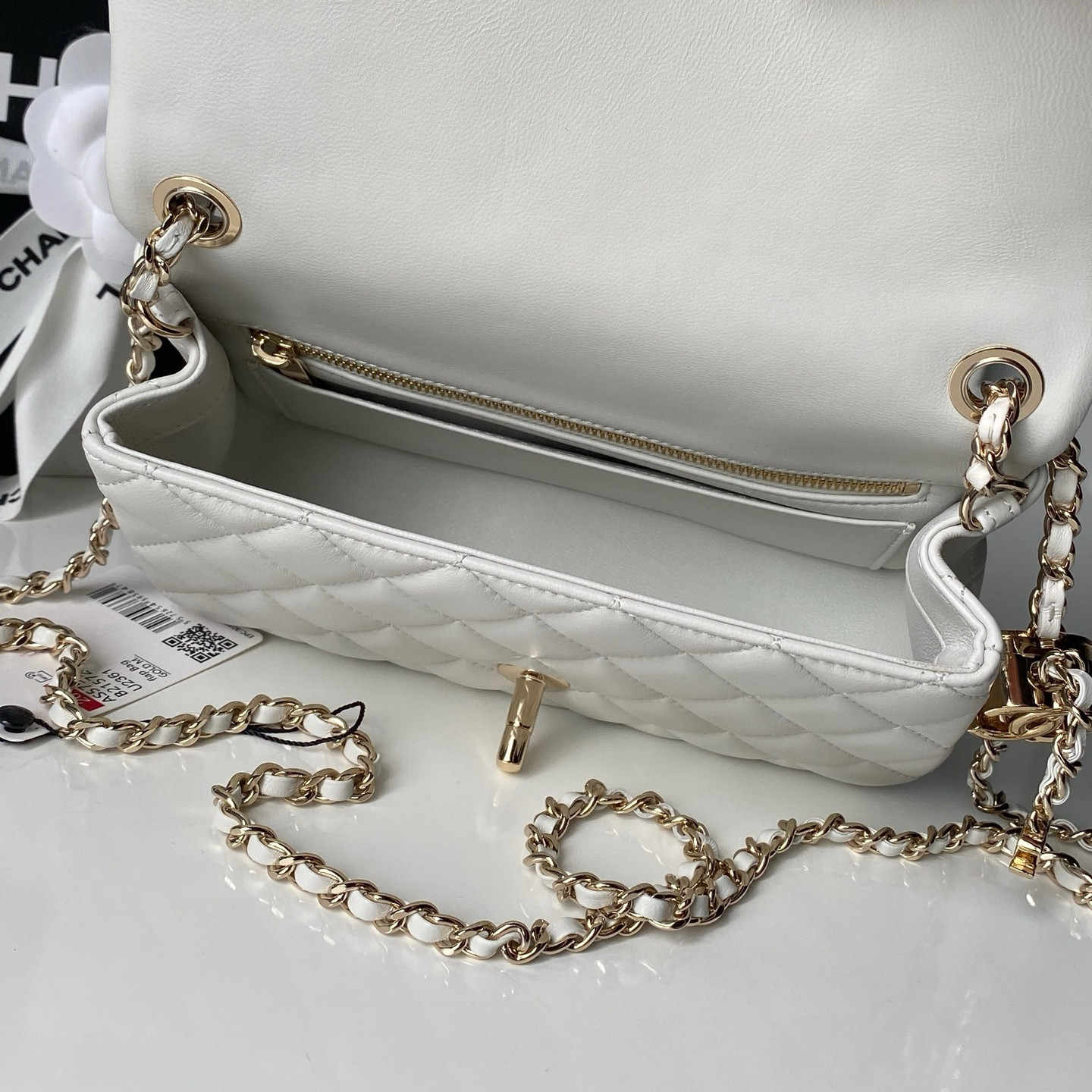 Chanel Classic Flap Handbag CF AS5759 20x13x7cm