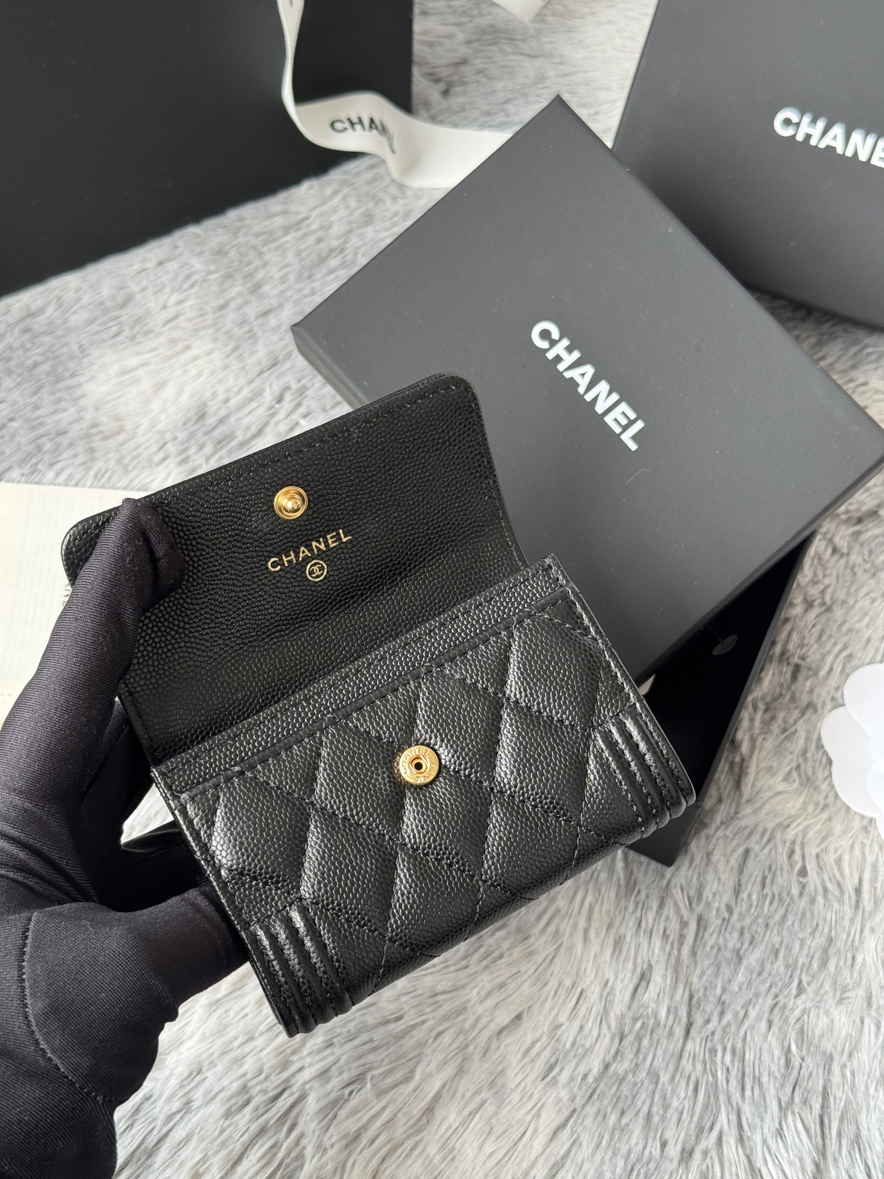 Chanel BOY CHANEL Flap Card Holder A80603 7.5x11.3x2.1cm