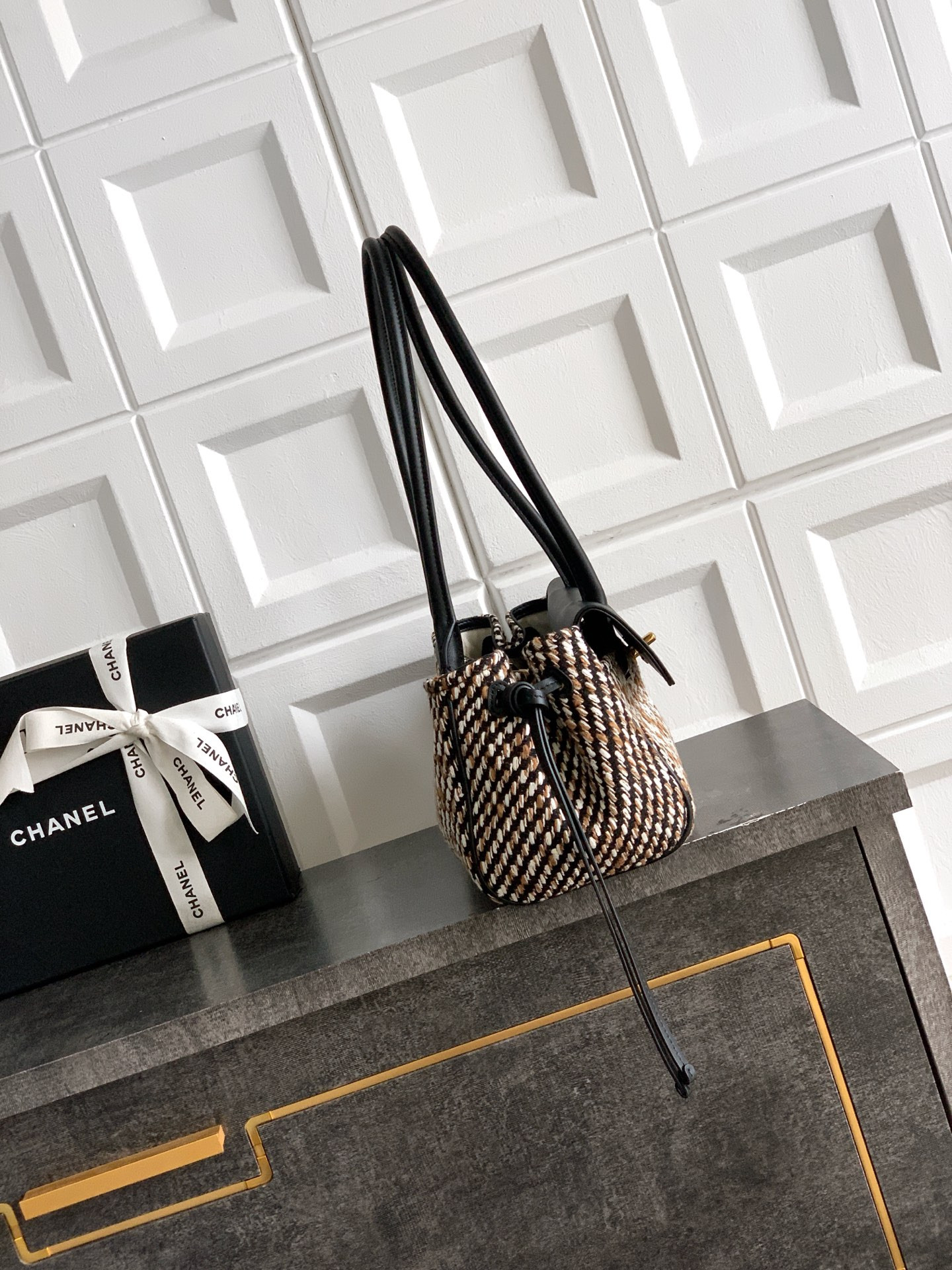 Chanel Small Tote AS6288 15x31x12cm