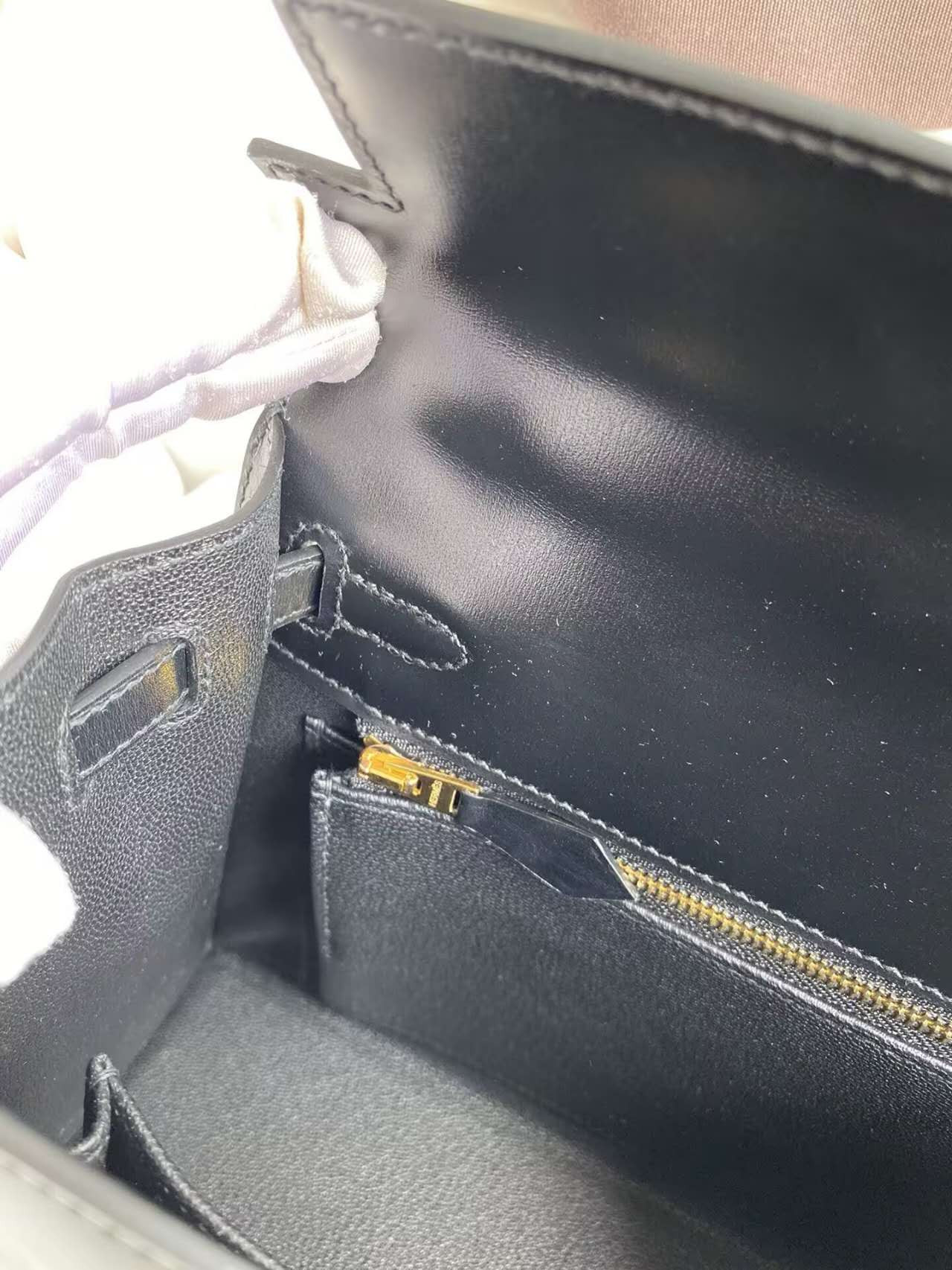 HERMÈS Kelly 25 28