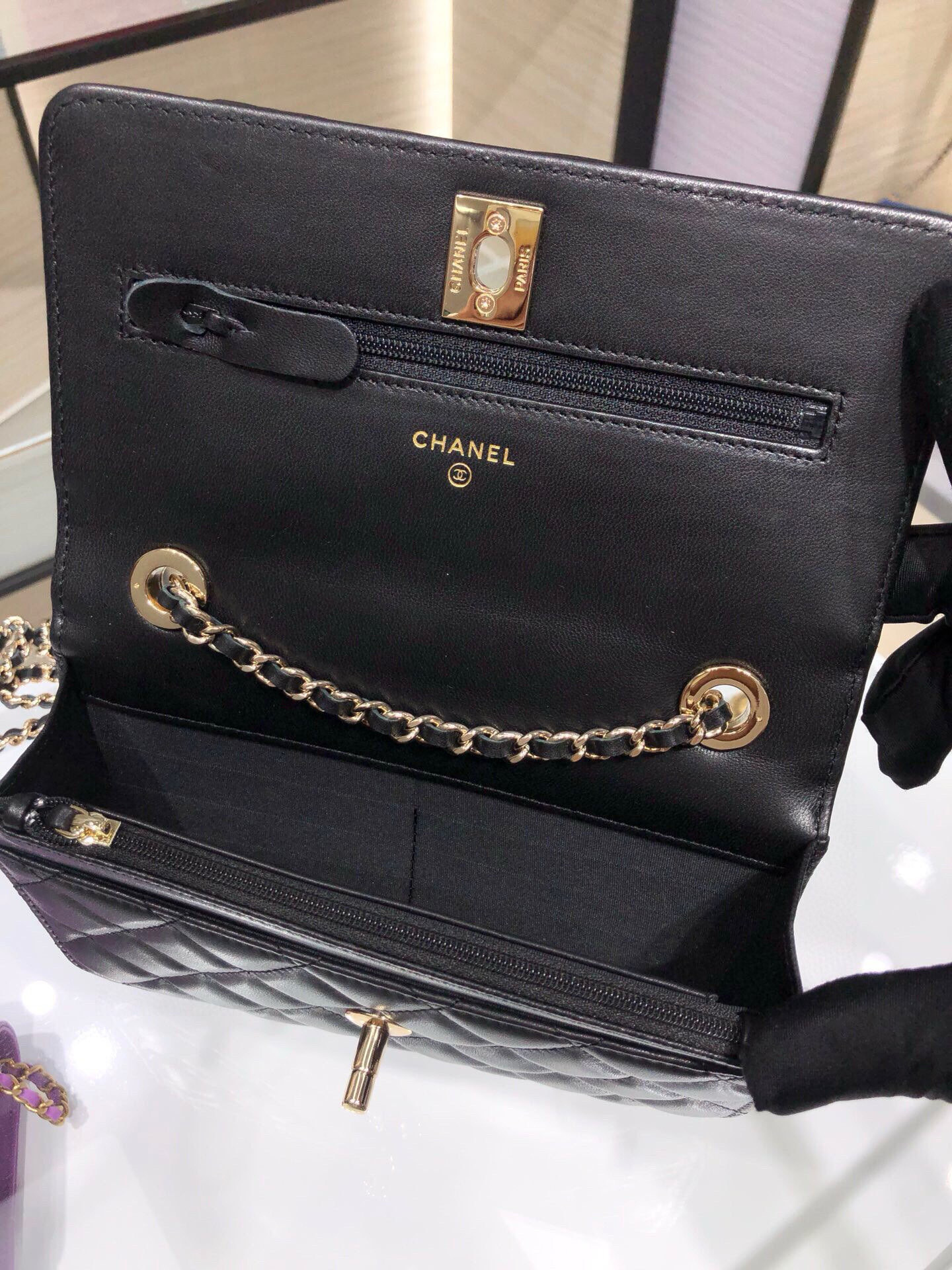 Chanel WOC Trendy CC Wallet On Chain 19x12x3.5cm