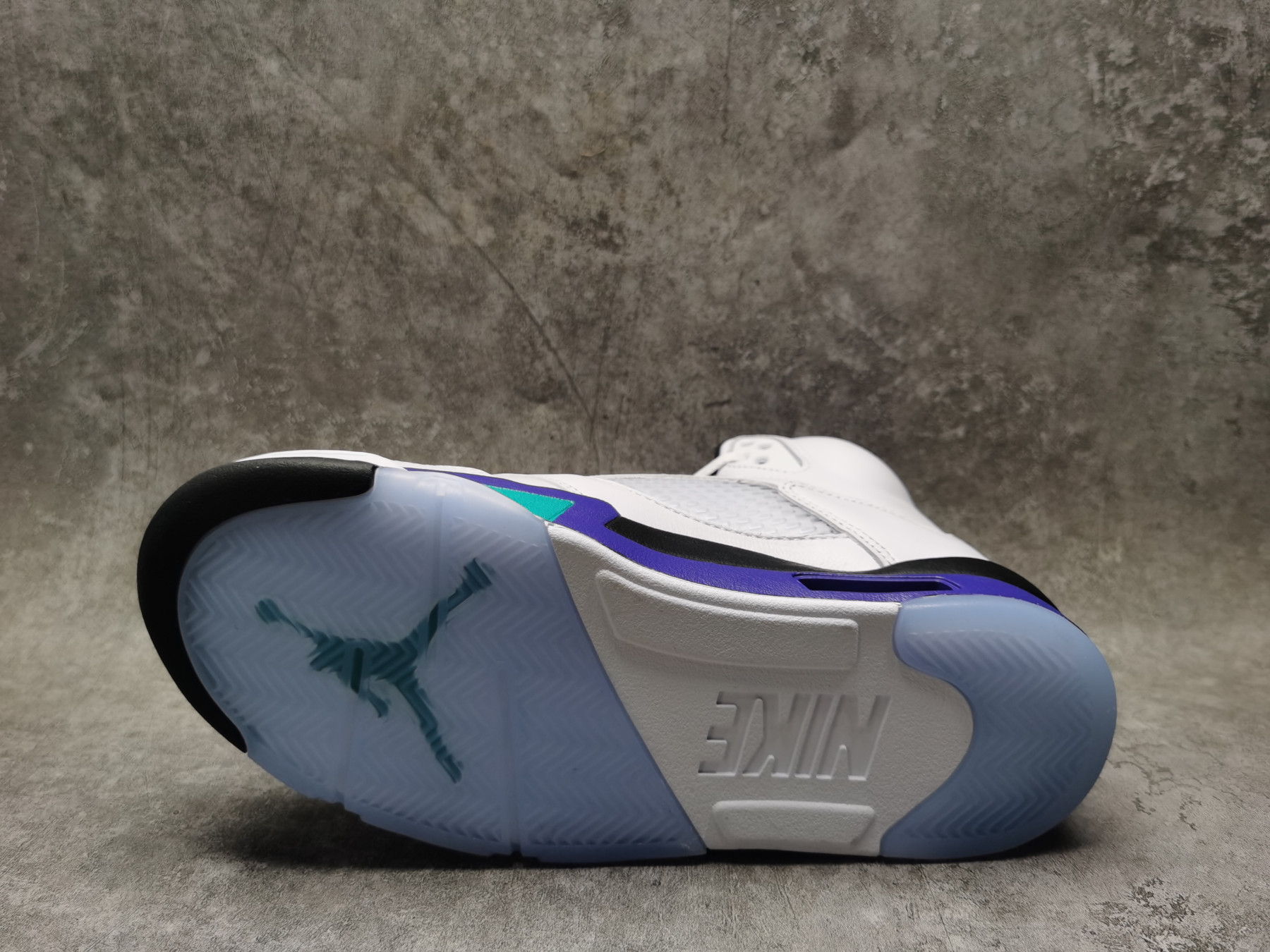 UA Jordan 5 Retro
