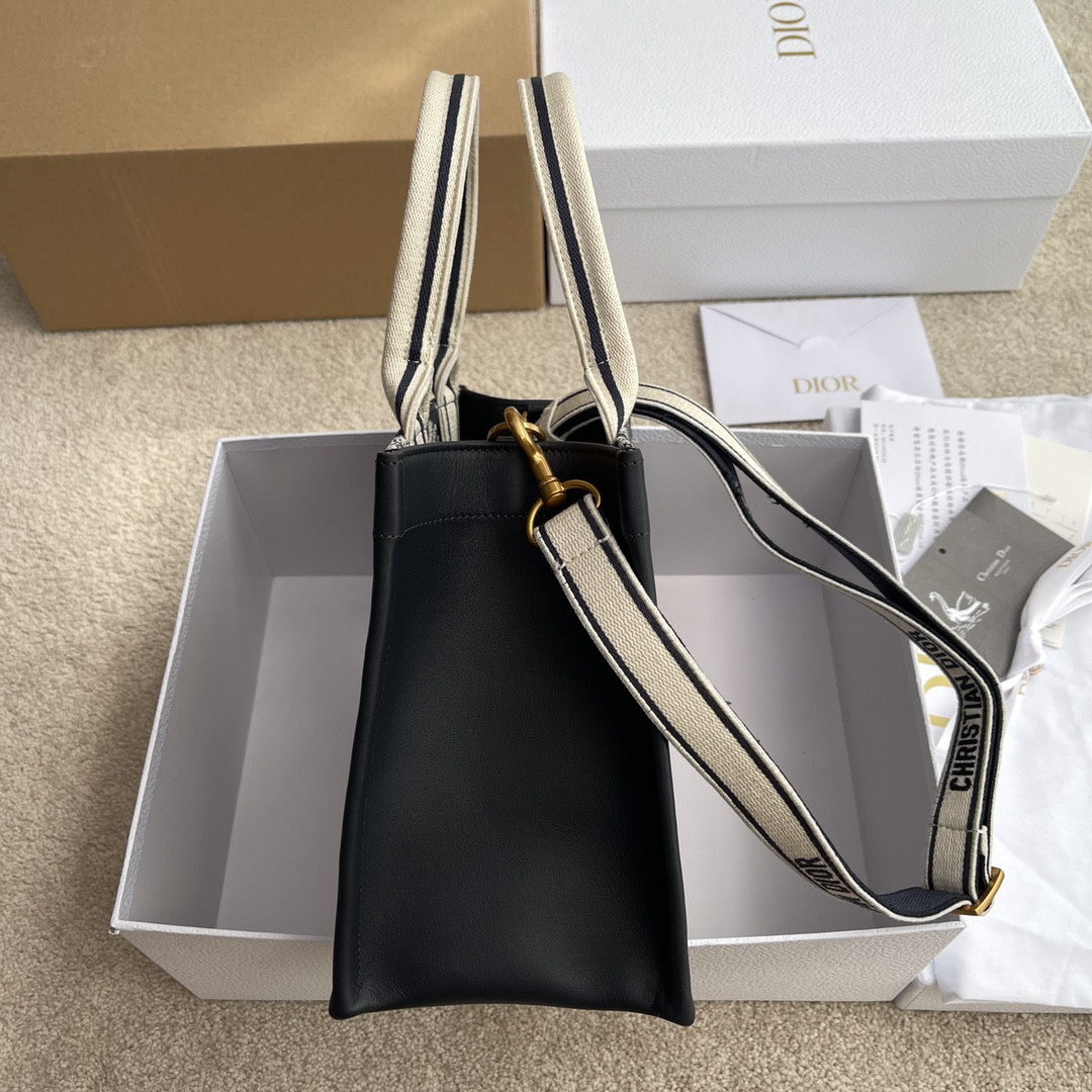 D10r Book Tote Reverse 26.5×21×14cm