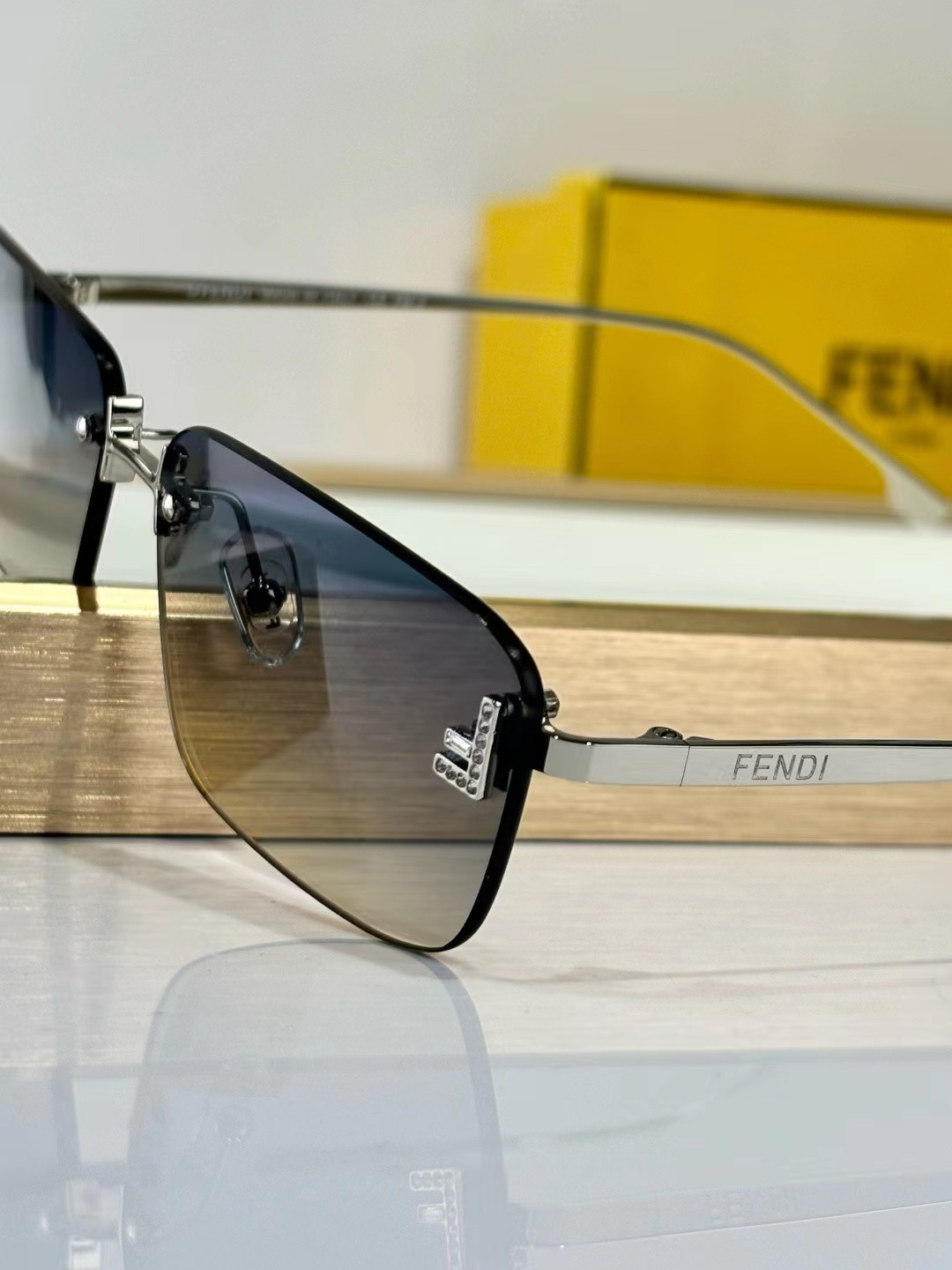 F**di glasses fe4172us 58-18-140