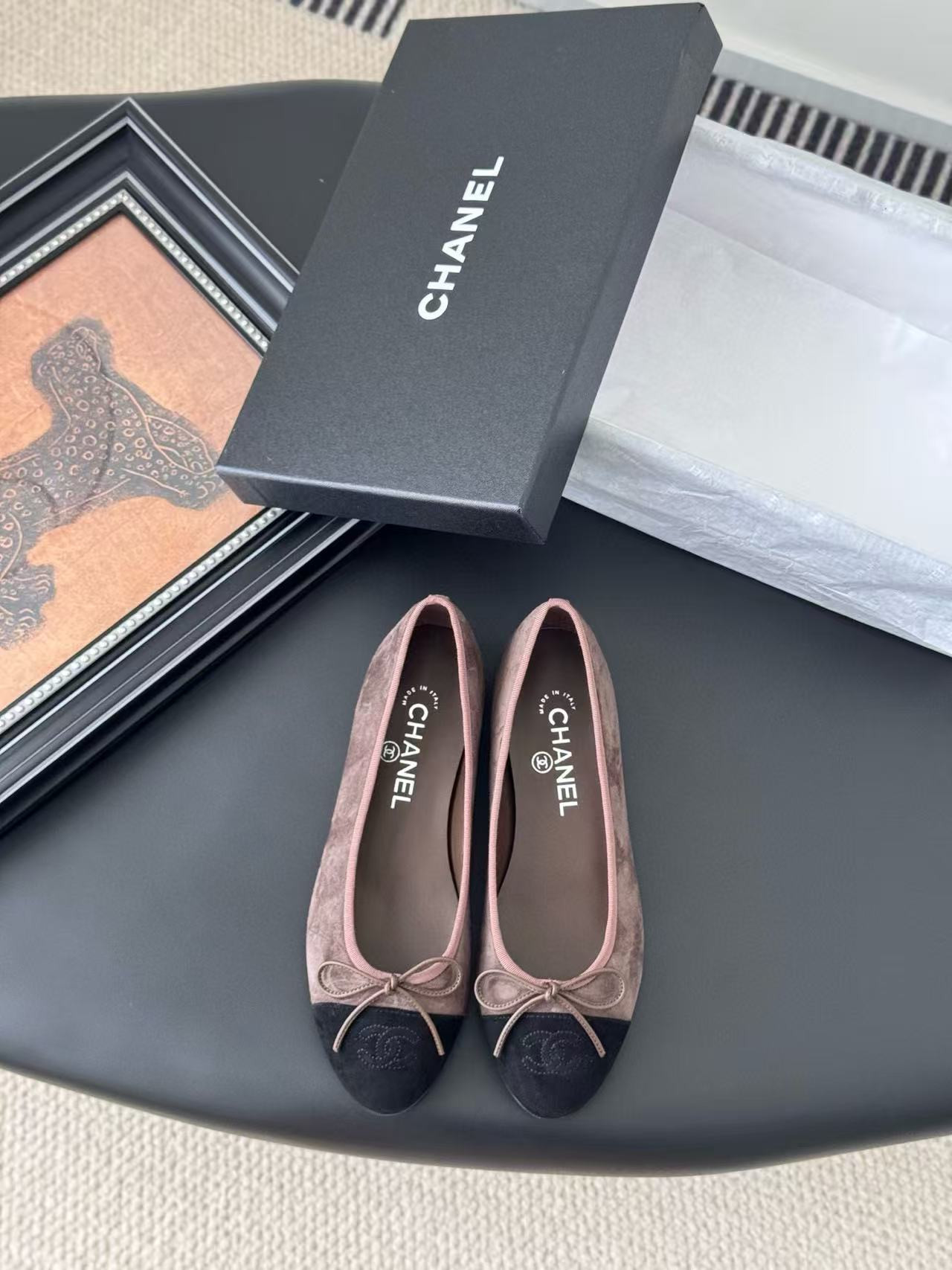 UA Ch**el Ballet flats