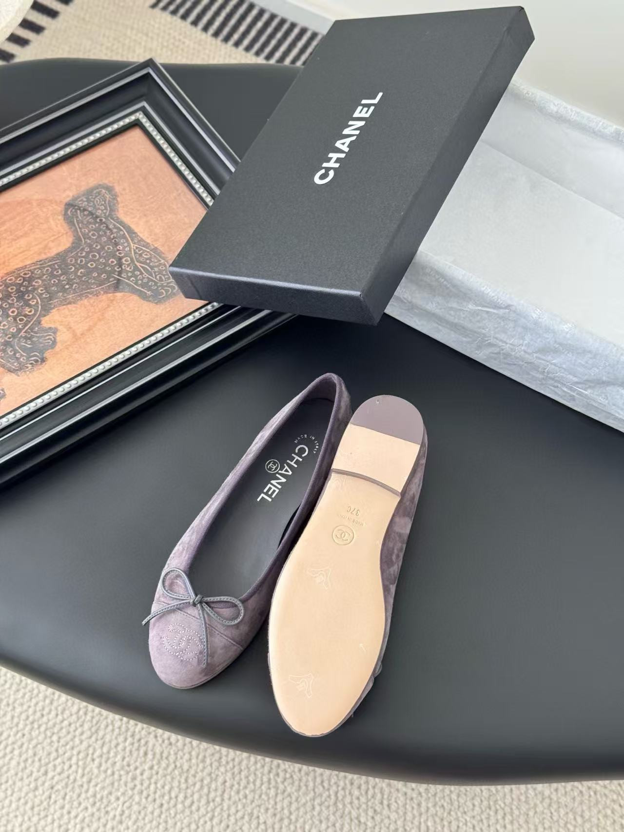 UA Ch**el Ballet flats