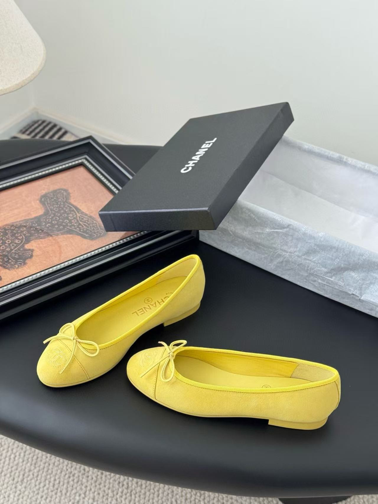 UA Ch**el Ballet flats