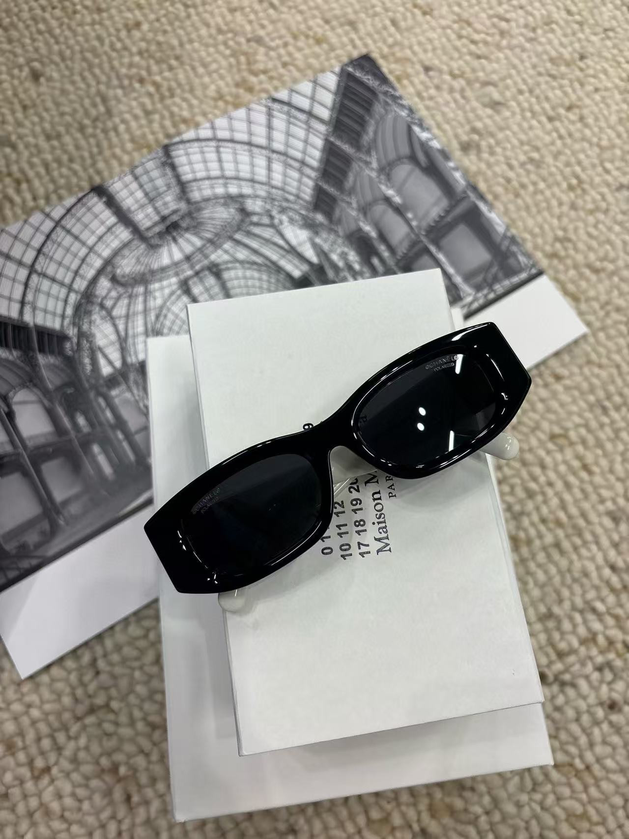 Ch**el glasses