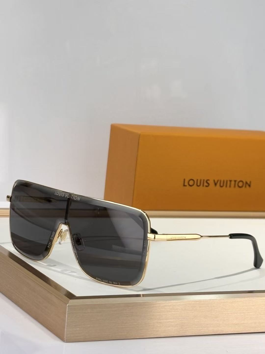 LV Glasses