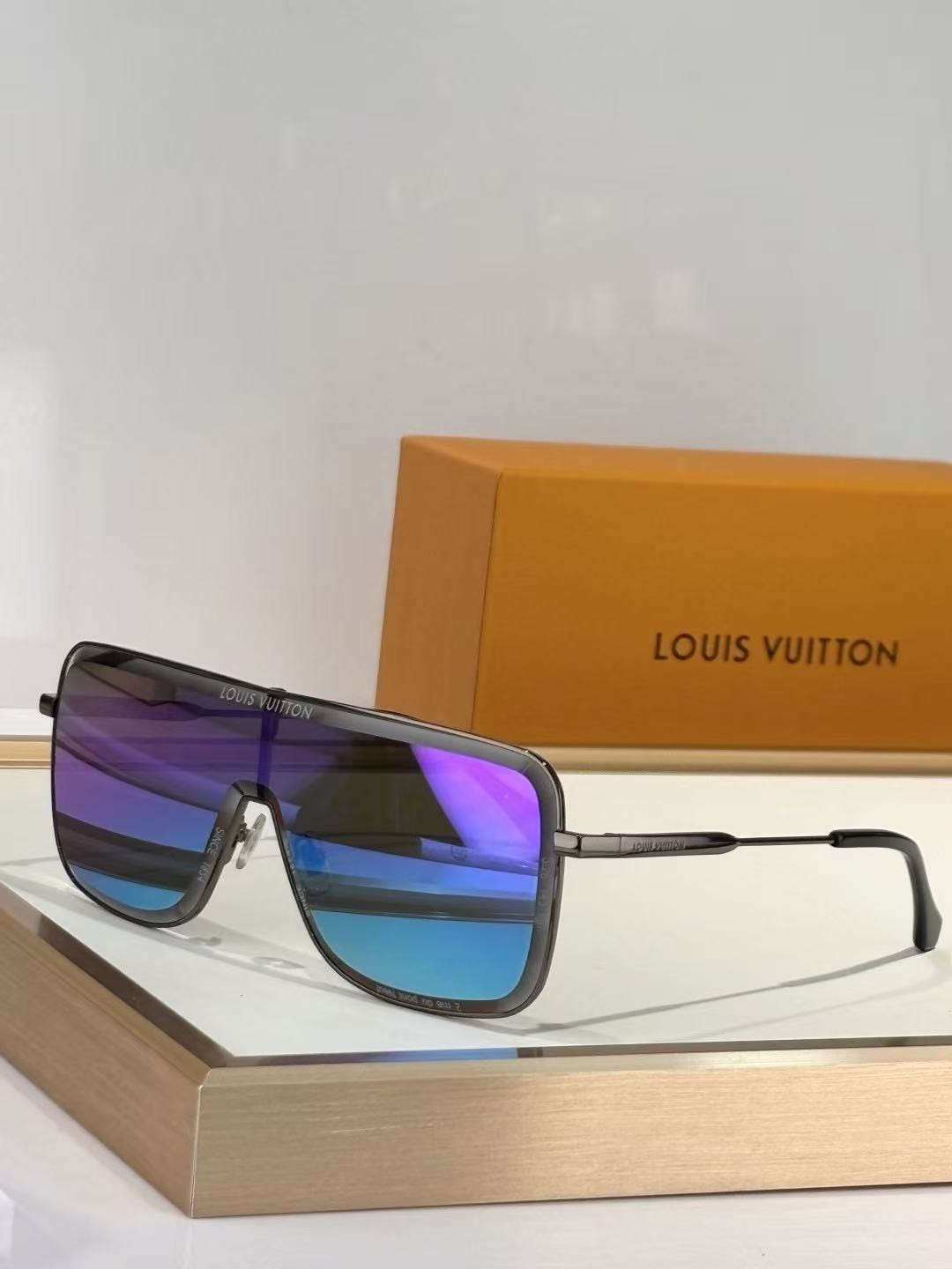 LV Glasses