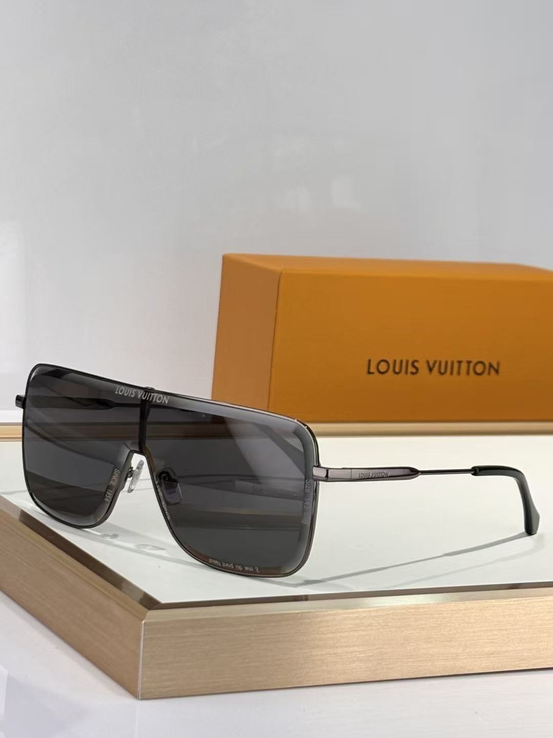 LV Glasses
